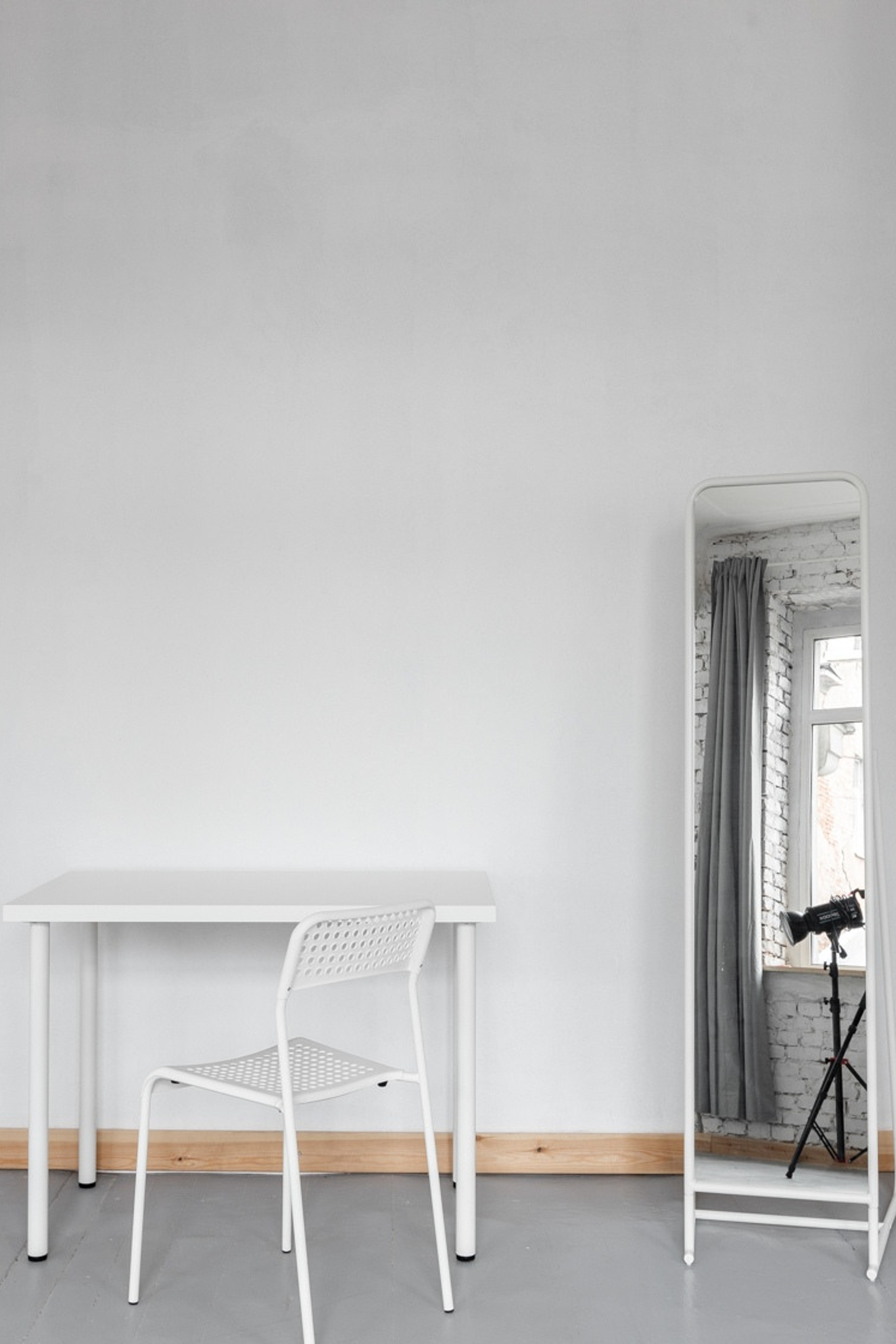 Студия SPBFOTO — зал Циклорама для предметной съемки С.-Пб|Sale Easy