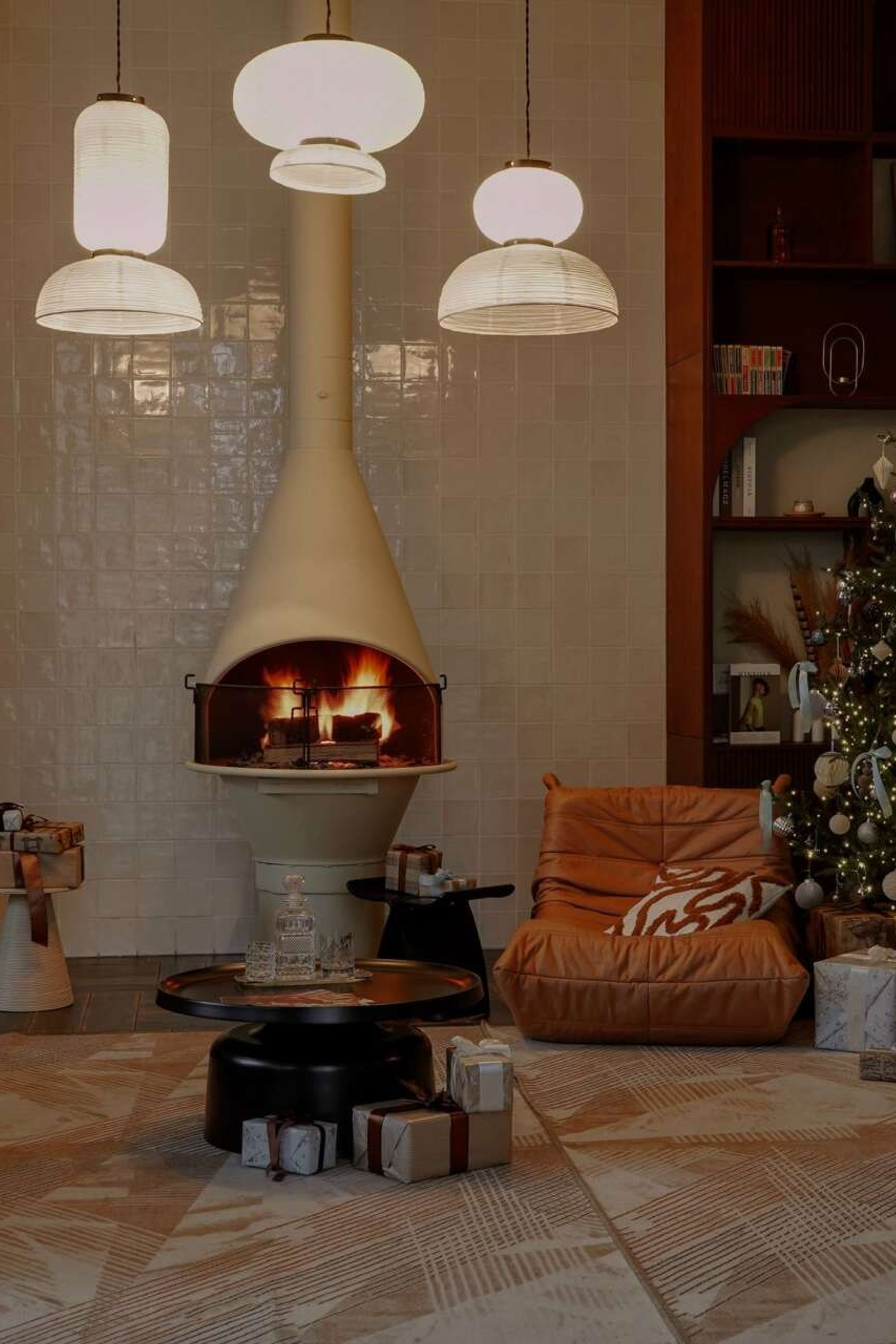 Студия LEONA — зал LIGHT-100 для предм. съемки С.-Пб|Sale Easy