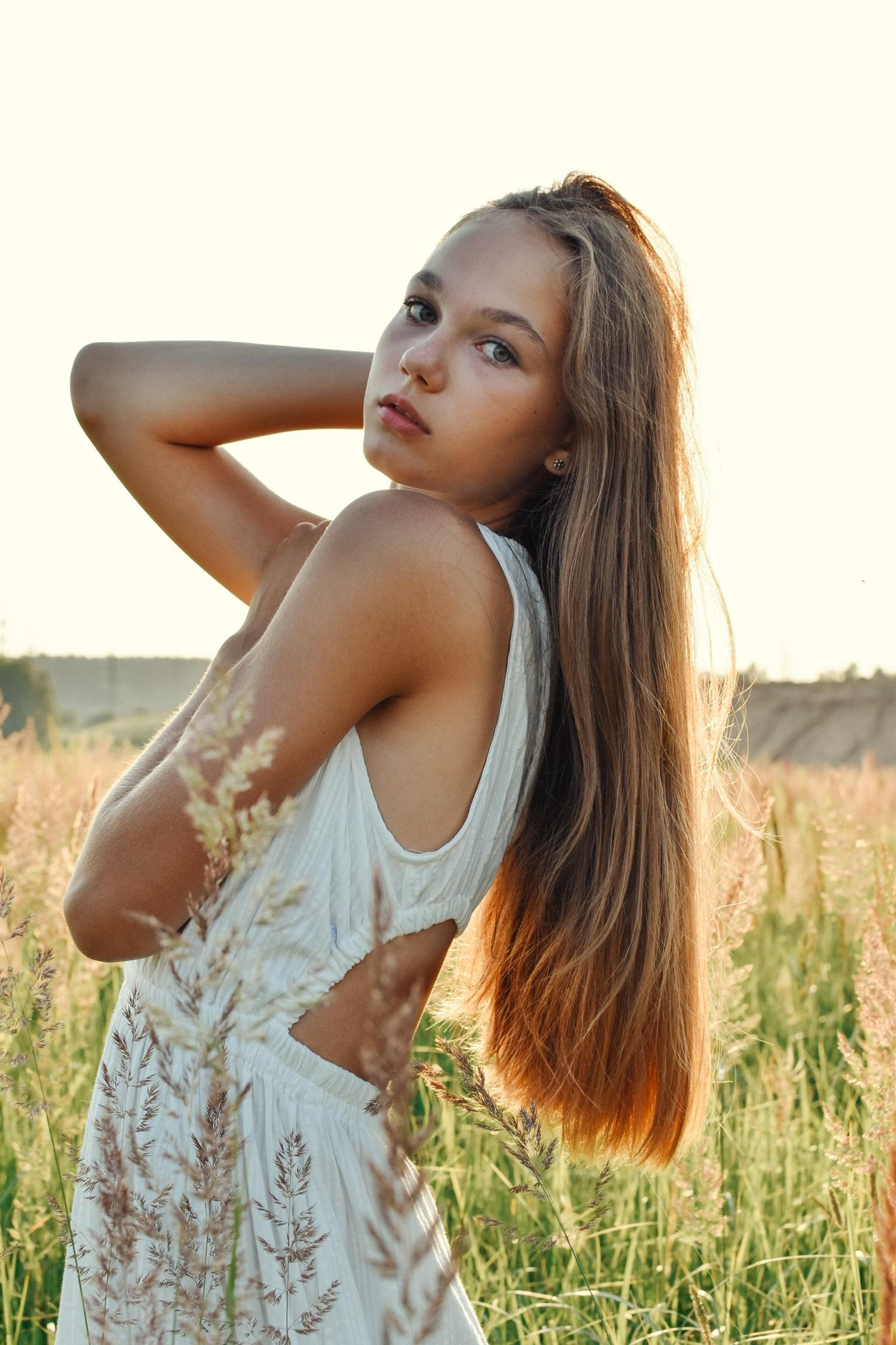 Модель для предметной съемки Дарина 1 Н.Новгород | Sale Easy