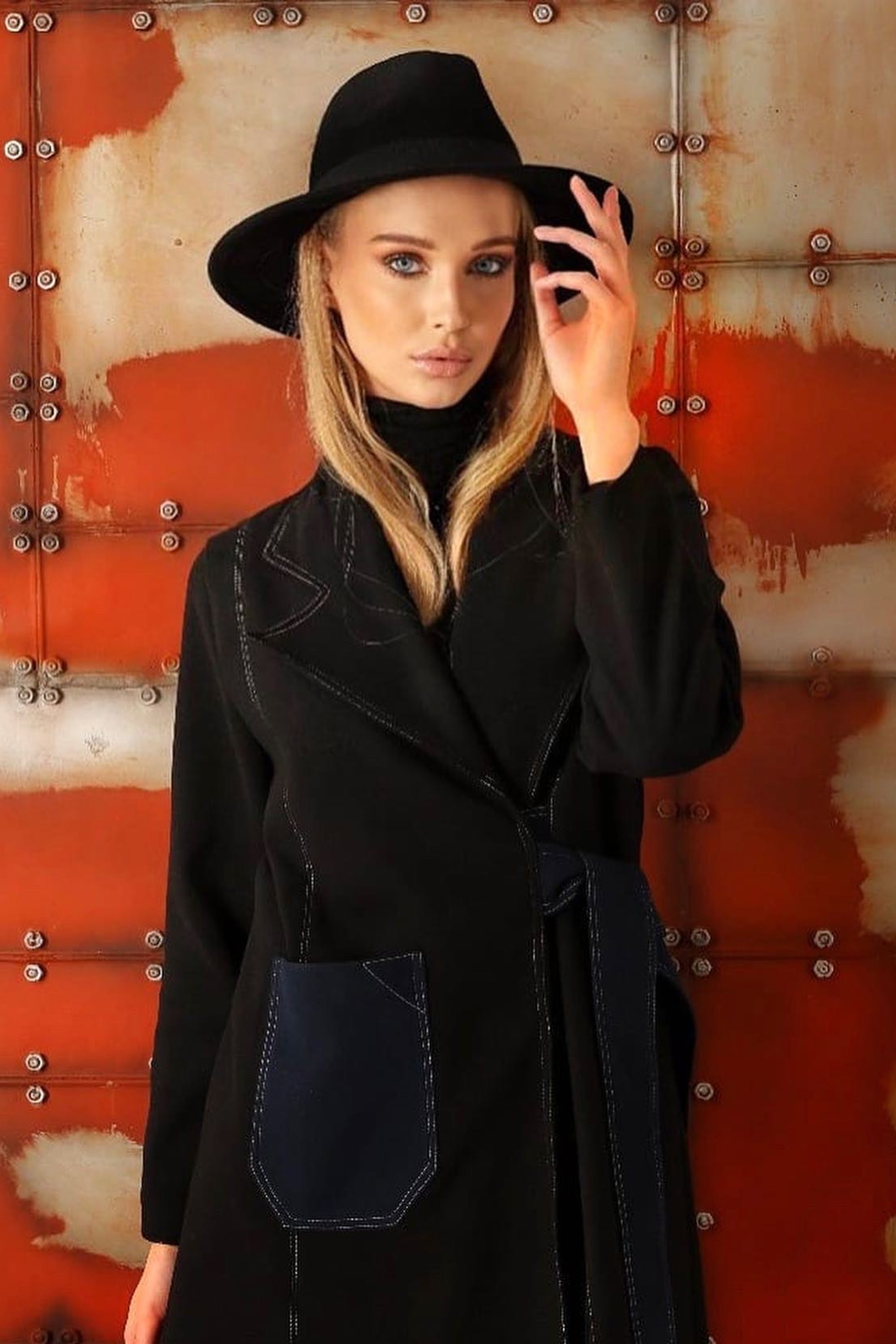 Модель для предметной съемки  Алекс Б Сочи| Sale Easy