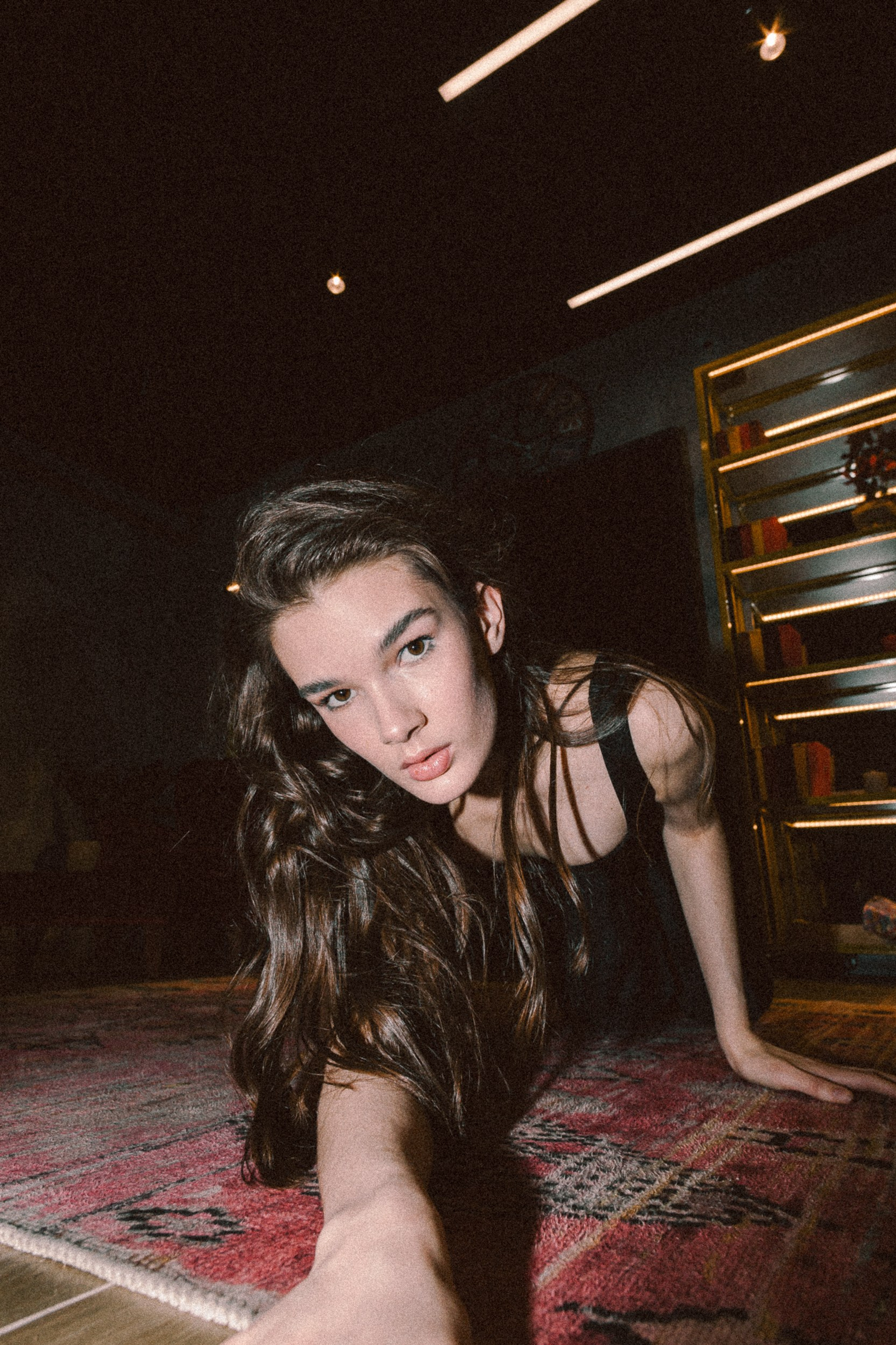 Модель для предметной съемки Света Н.Н.| Sale Easy