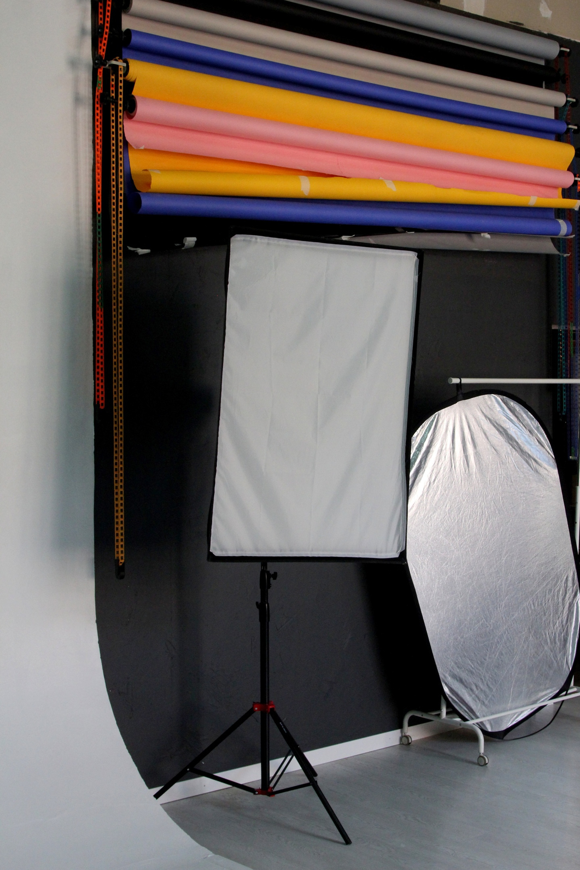 Студия PROSVET — зал Fashion для предм. съемки С.-Пб|Sale Easy