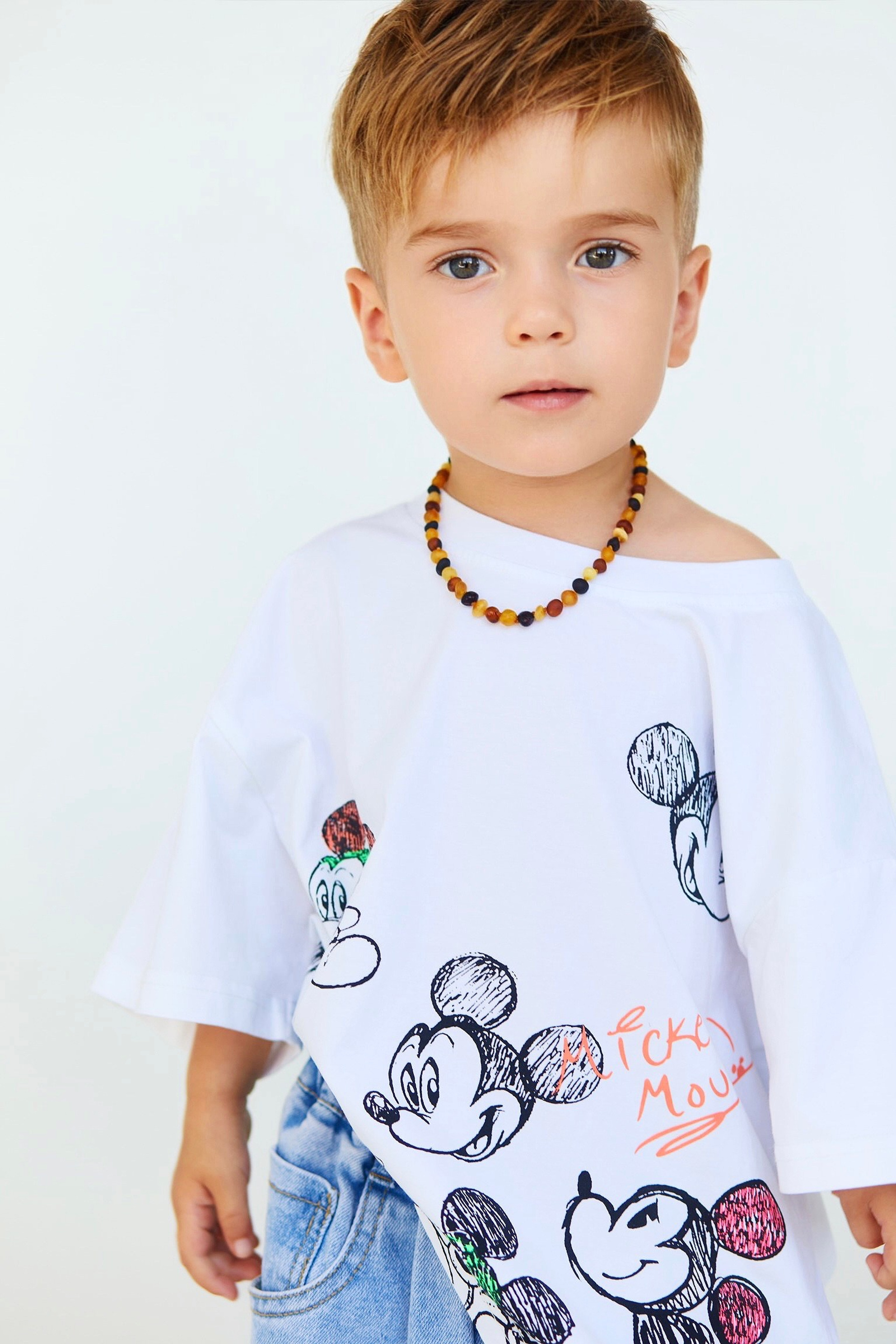 Модель для предметной съемки мальчик Радэль Казань| Sale Easy