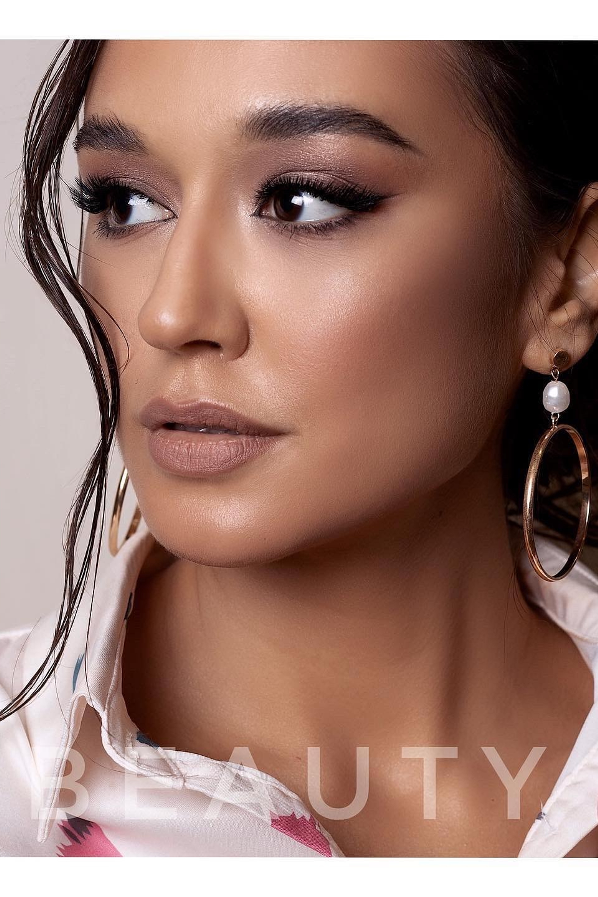 Модель для предметной съемки Камила Казань| Sale Easy