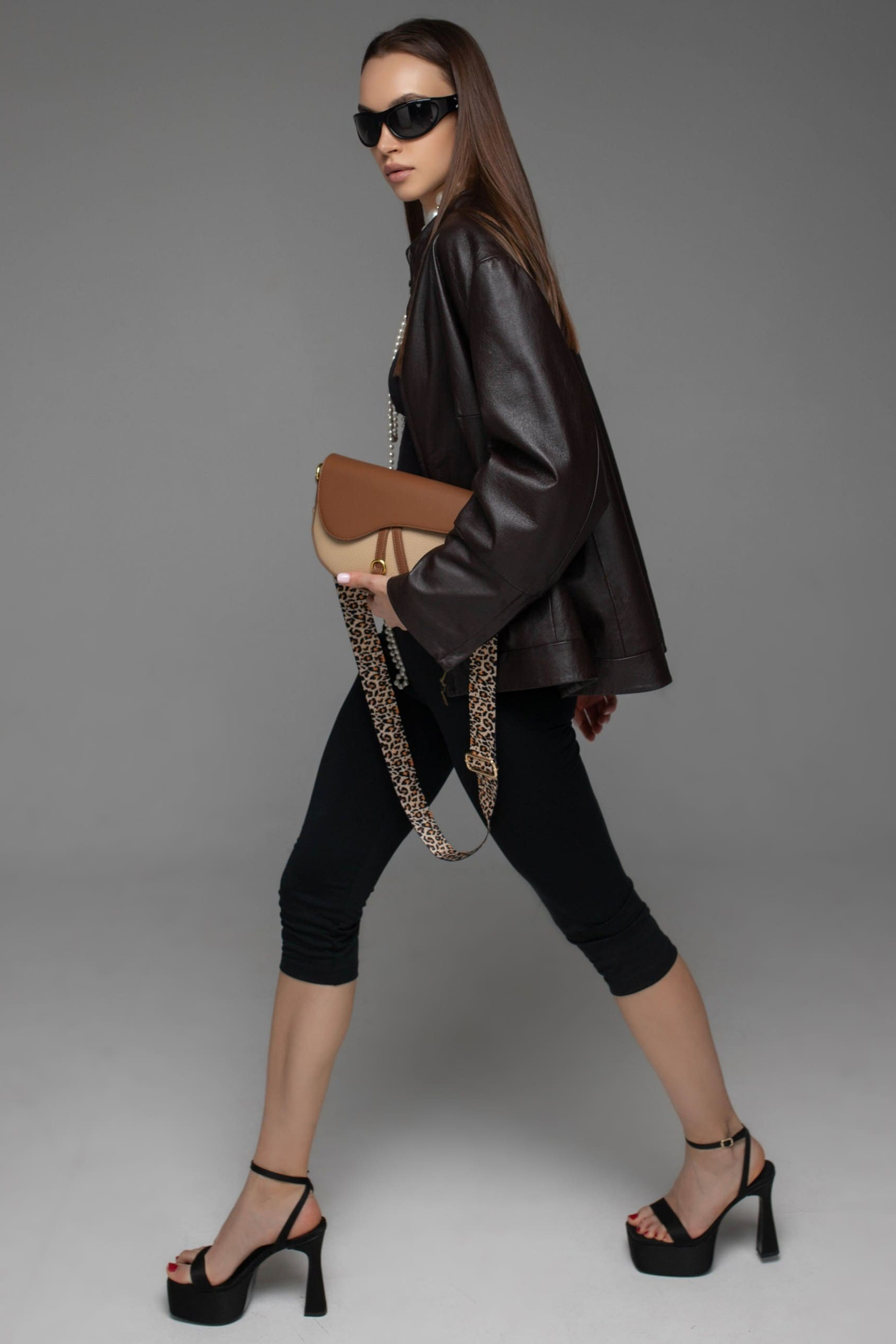 Модель для предметной съемки Алина М. НН| Sale Easy