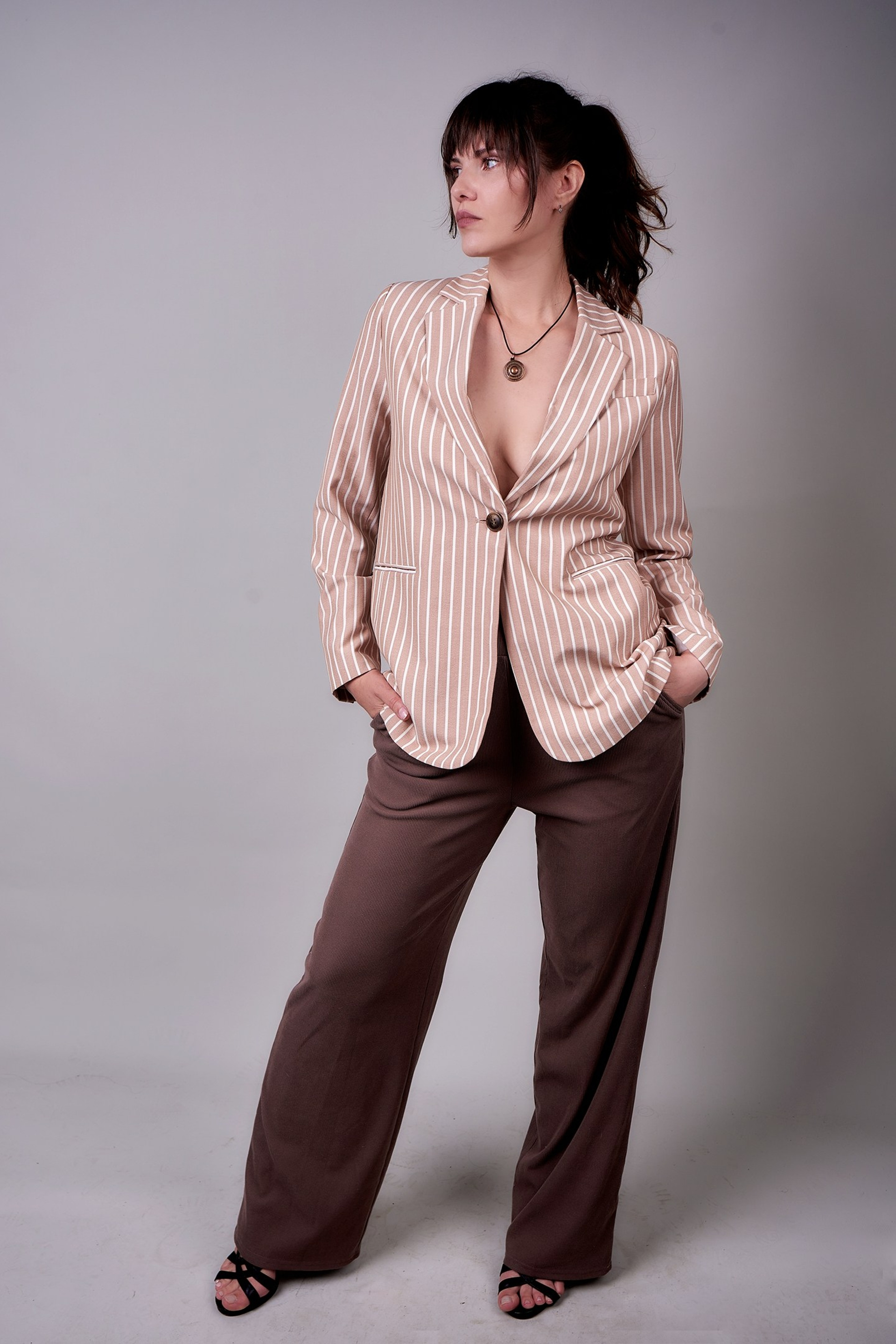 Модель для предметной съемки Анна Ч. Н.Н.| Sale Easy