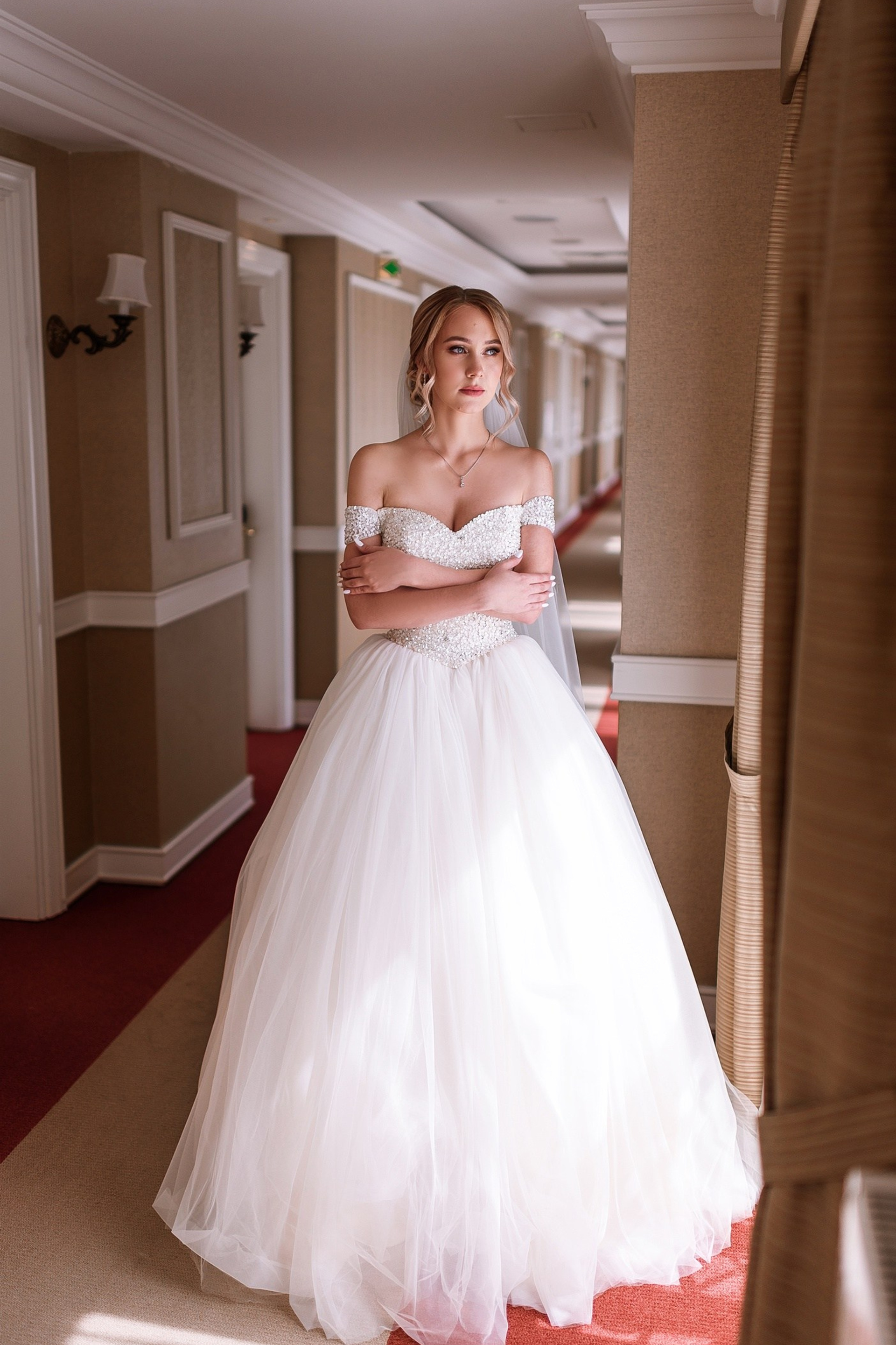 Модель для предметной съемки Анастасия АВ. Н.Н.| Sale Easy