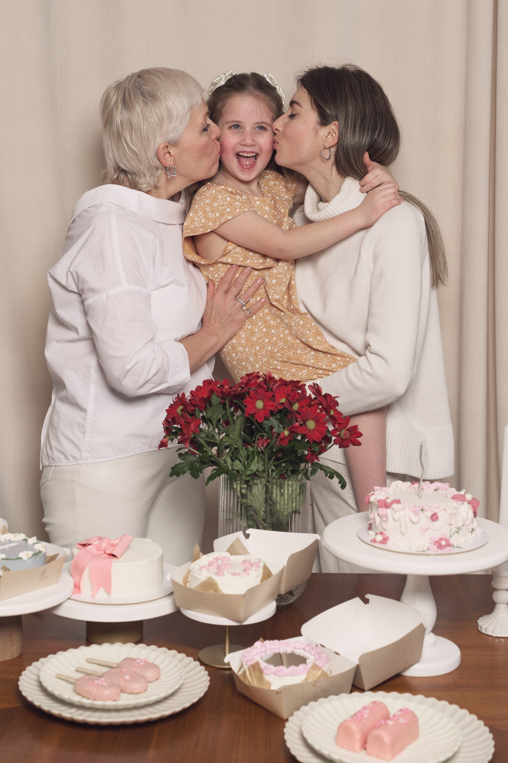 Модель для предметной съемки Арина id 25 745 НН|Sale Easy