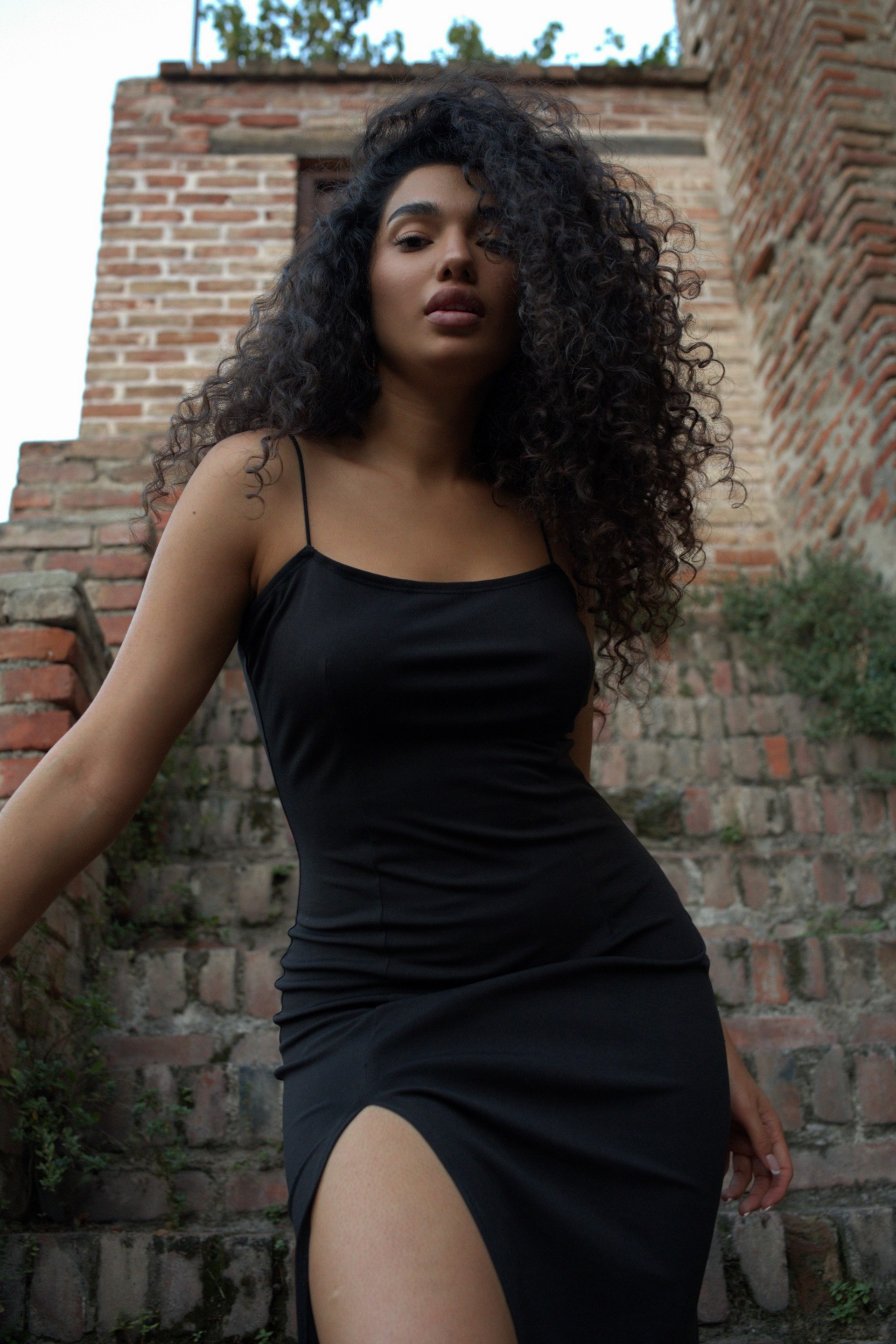 Модель для предметной съемки Мона Москва| Sale Easy