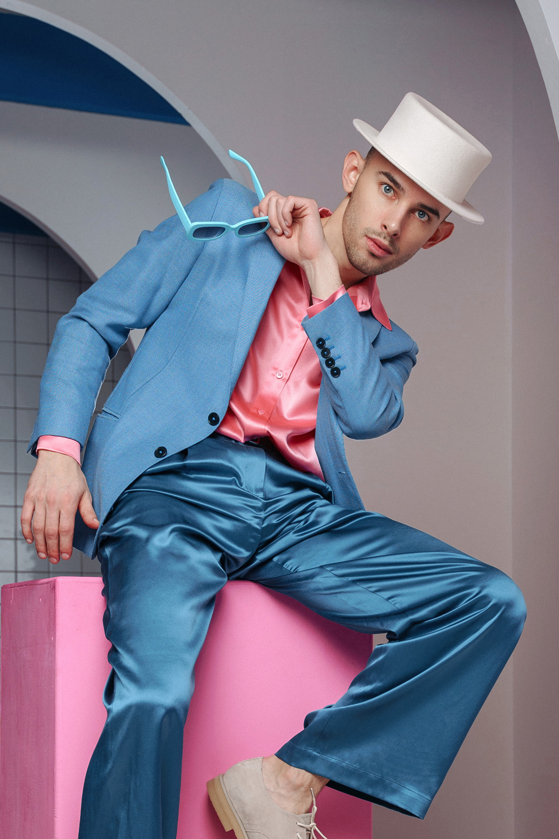 Модель для съемки для интернет магазинов Вадим Москва | Sale Easy