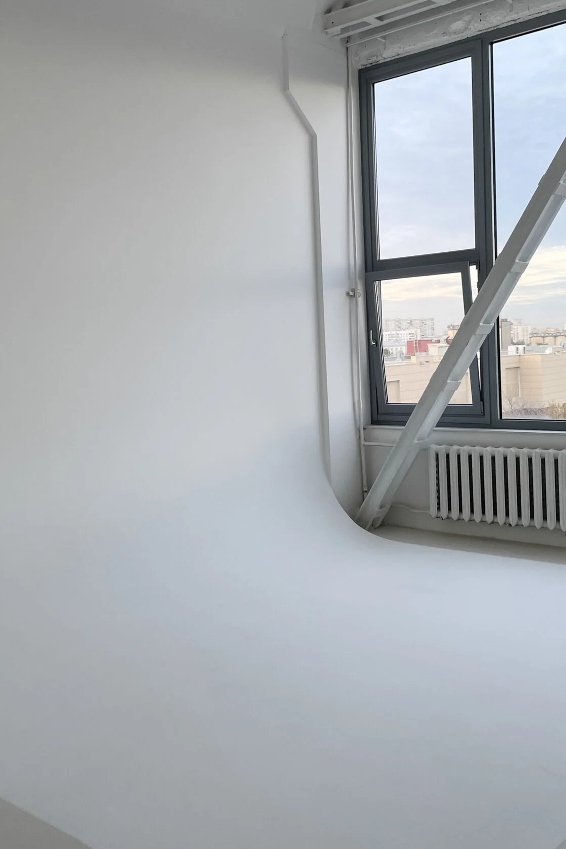 Студия Base — Зал SLAVA для предметной съемки Москва|Sale Easy