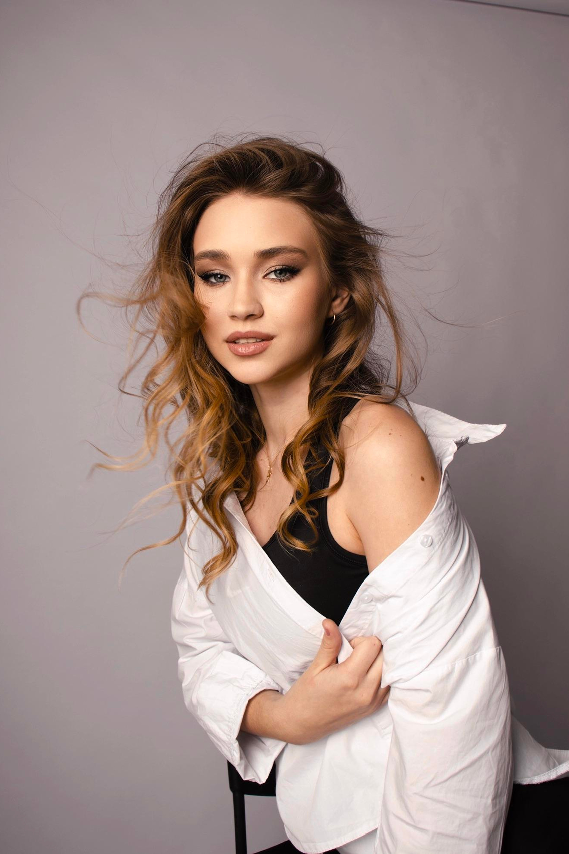 Модель для предметной съемки  Каролина Сочи| Sale Easy