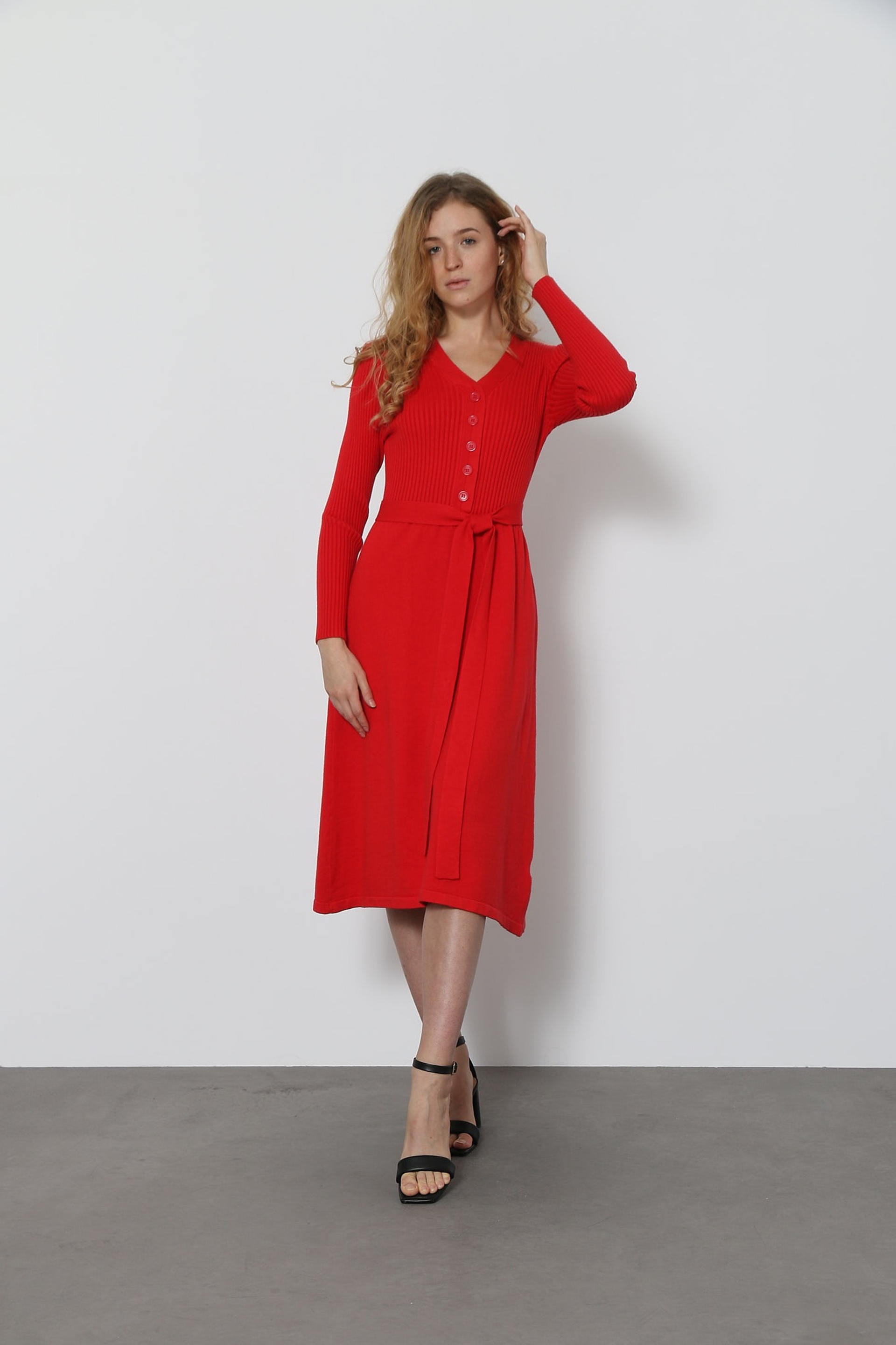 Модель для предметной съемки Александра Н.Новгород | Sale Easy