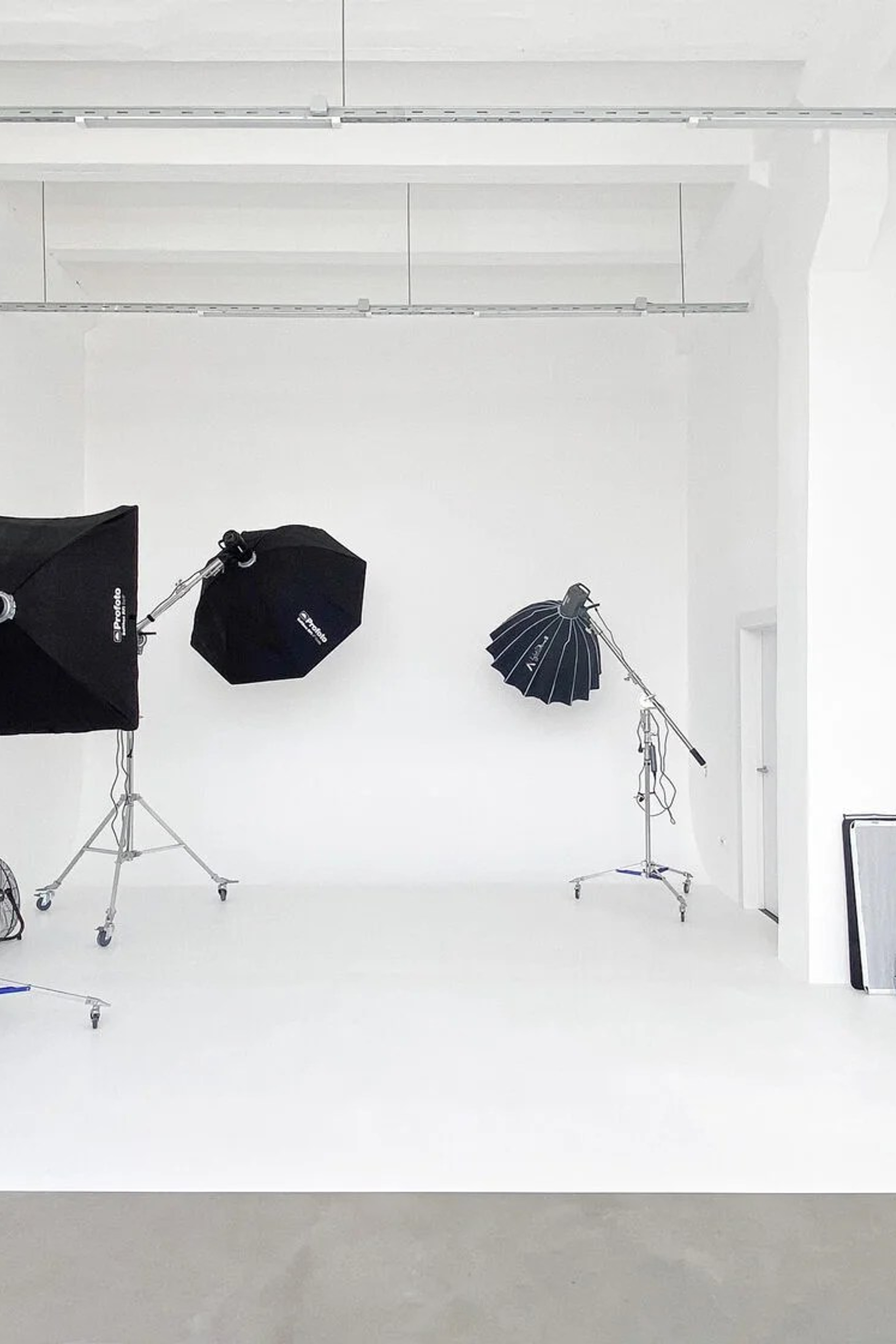 Студия 2.8 — Зал AIR для предметной съемки НН|Sale Easy