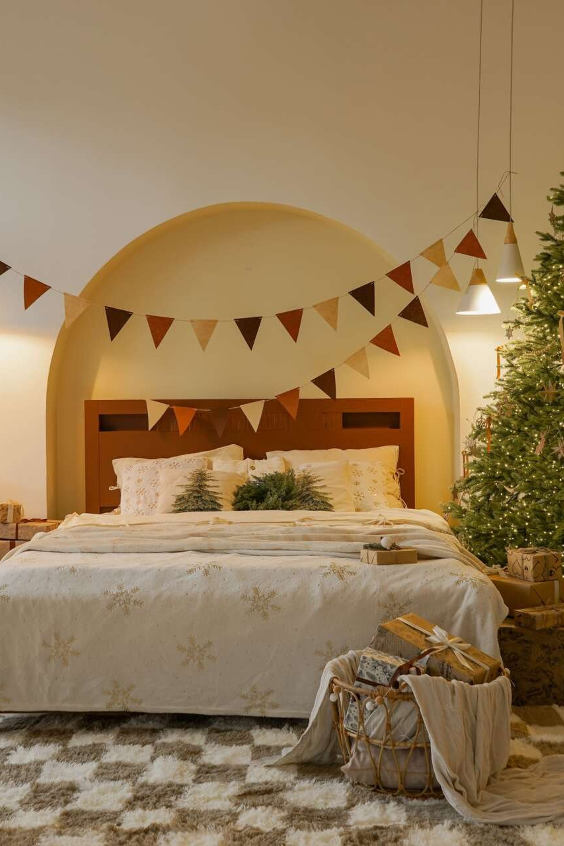 LEONA — зал WHITE С ЦИКЛОРАМОЙ для предм. съемки С.-Пб|Sale Easy