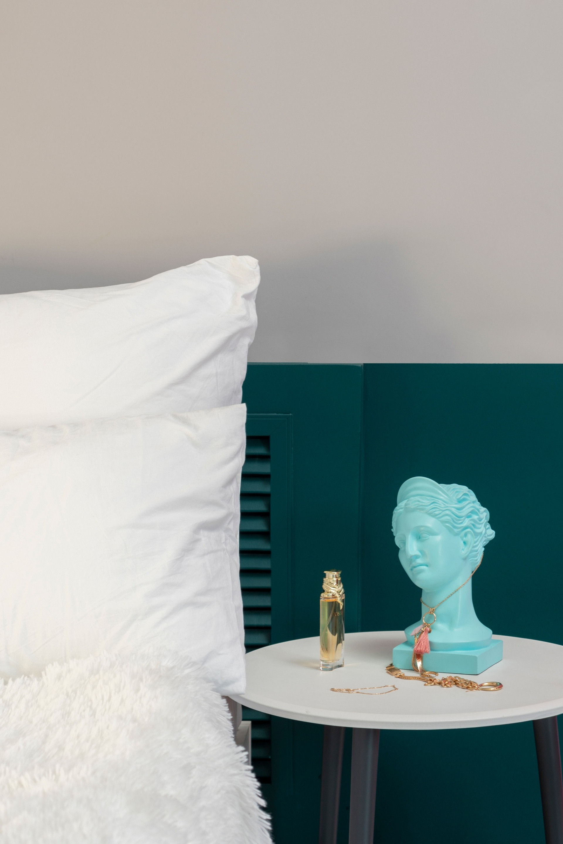 Студия BELKA & STRELKA — зал Апартаменты С.-Пб|Sale Easy