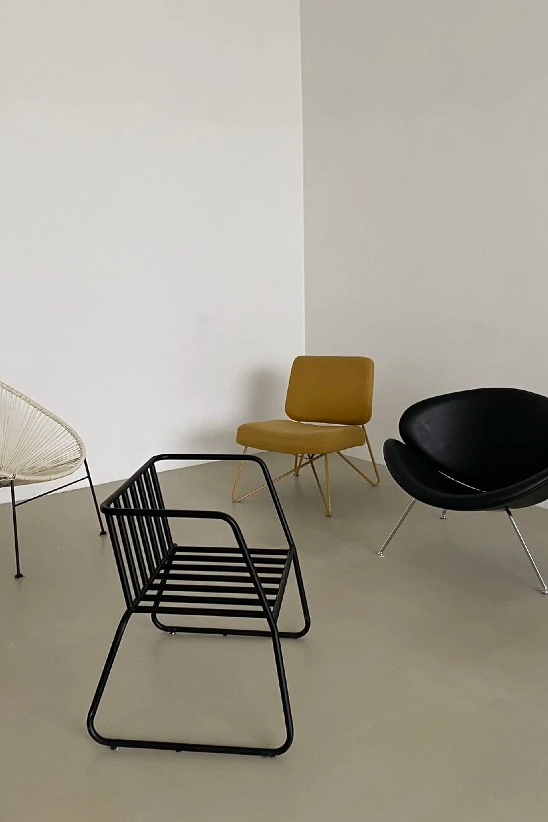 Студия Base — Зал MUSE для предметной съемки Москва|Sale Easy