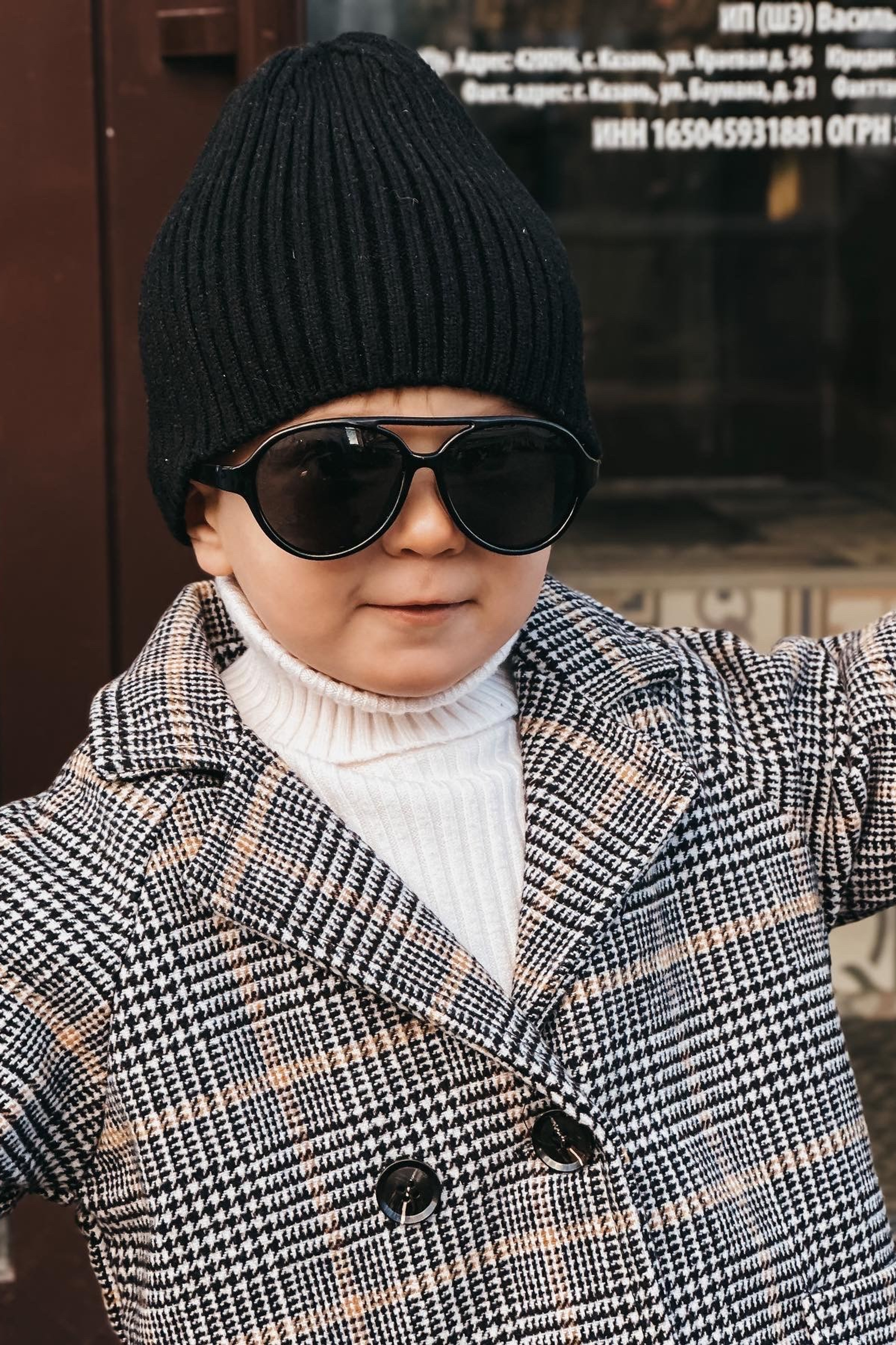 Модель для предметной съемки мальчик Радэль Казань| Sale Easy