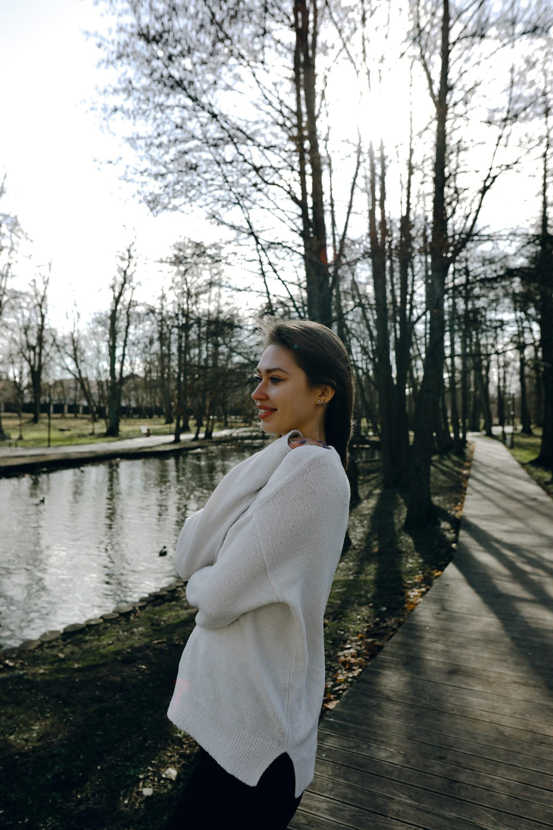 Модель для предметной съемки Полина В. Москва| Sale Easy