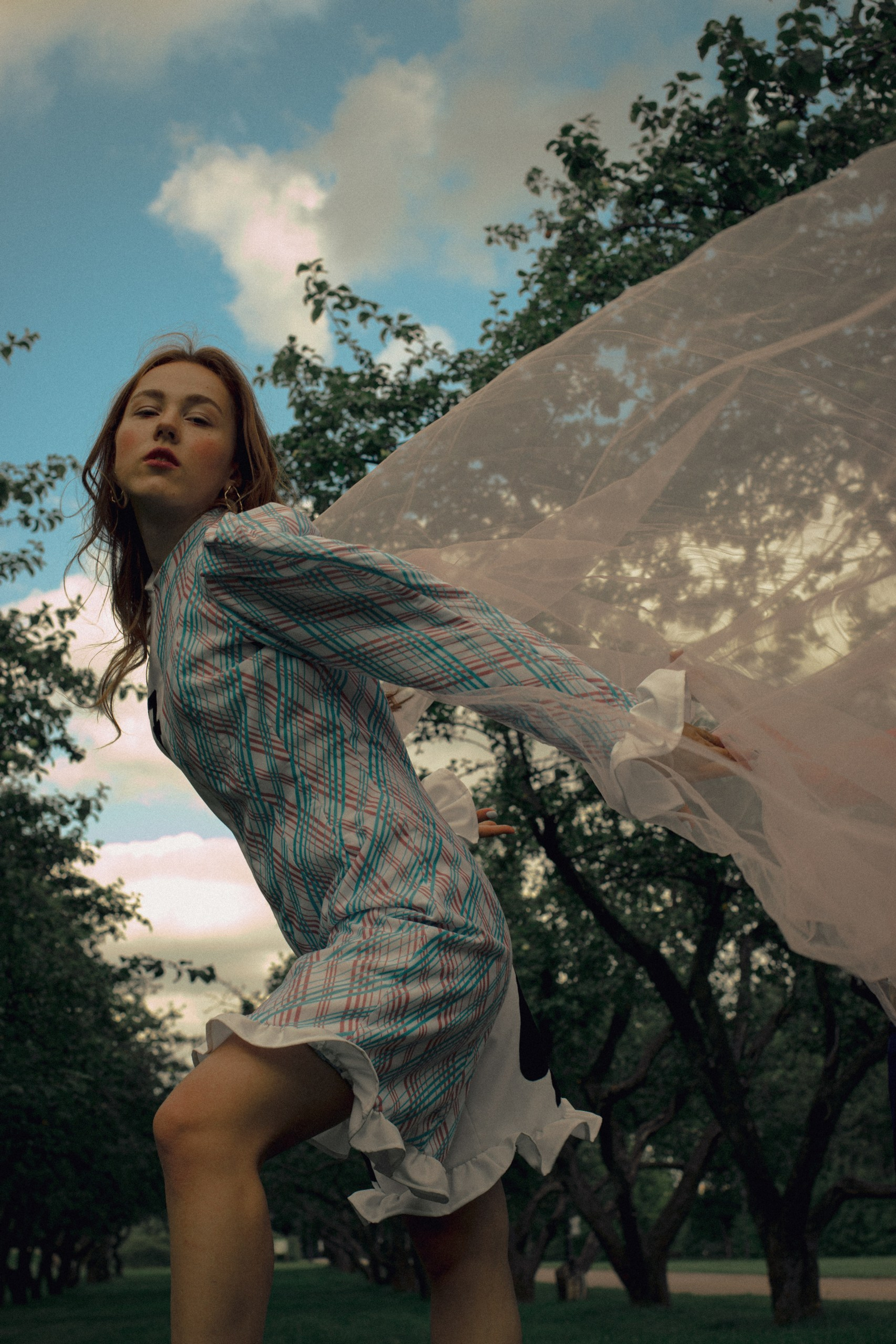 Модель для предметной съемки Елизавета О. Москва| Sale Easy