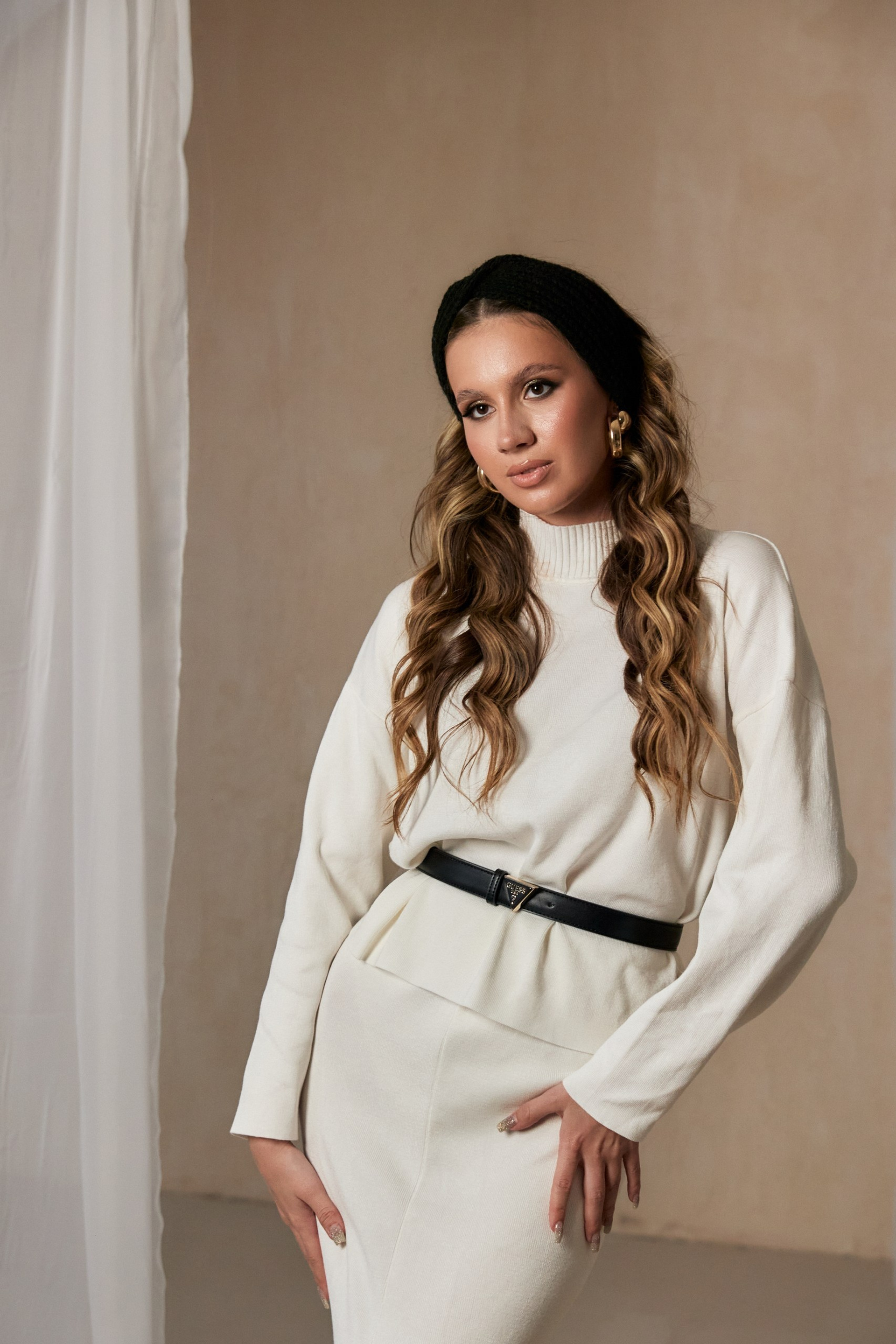 Модель для предметной съемки Карина id 25 016 НН|Sale Easy