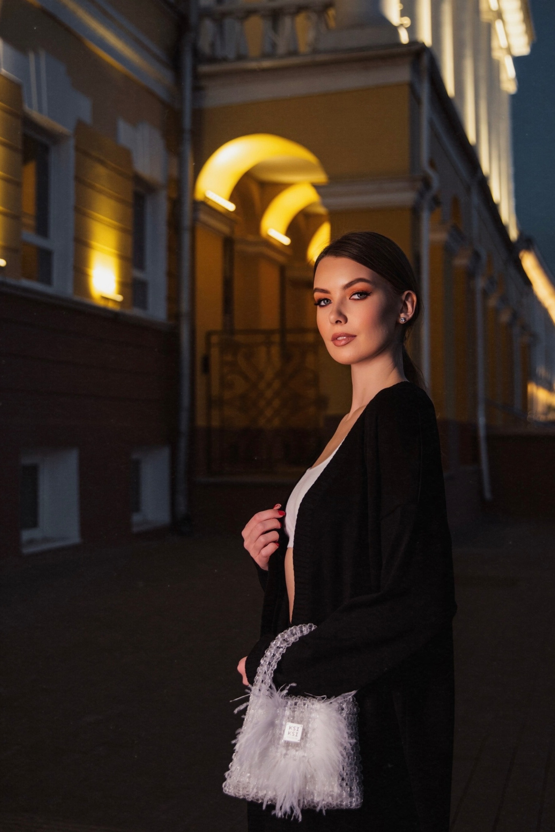 Модель для предметной съемки Яна 2 Н.Новгород | Sale Easy