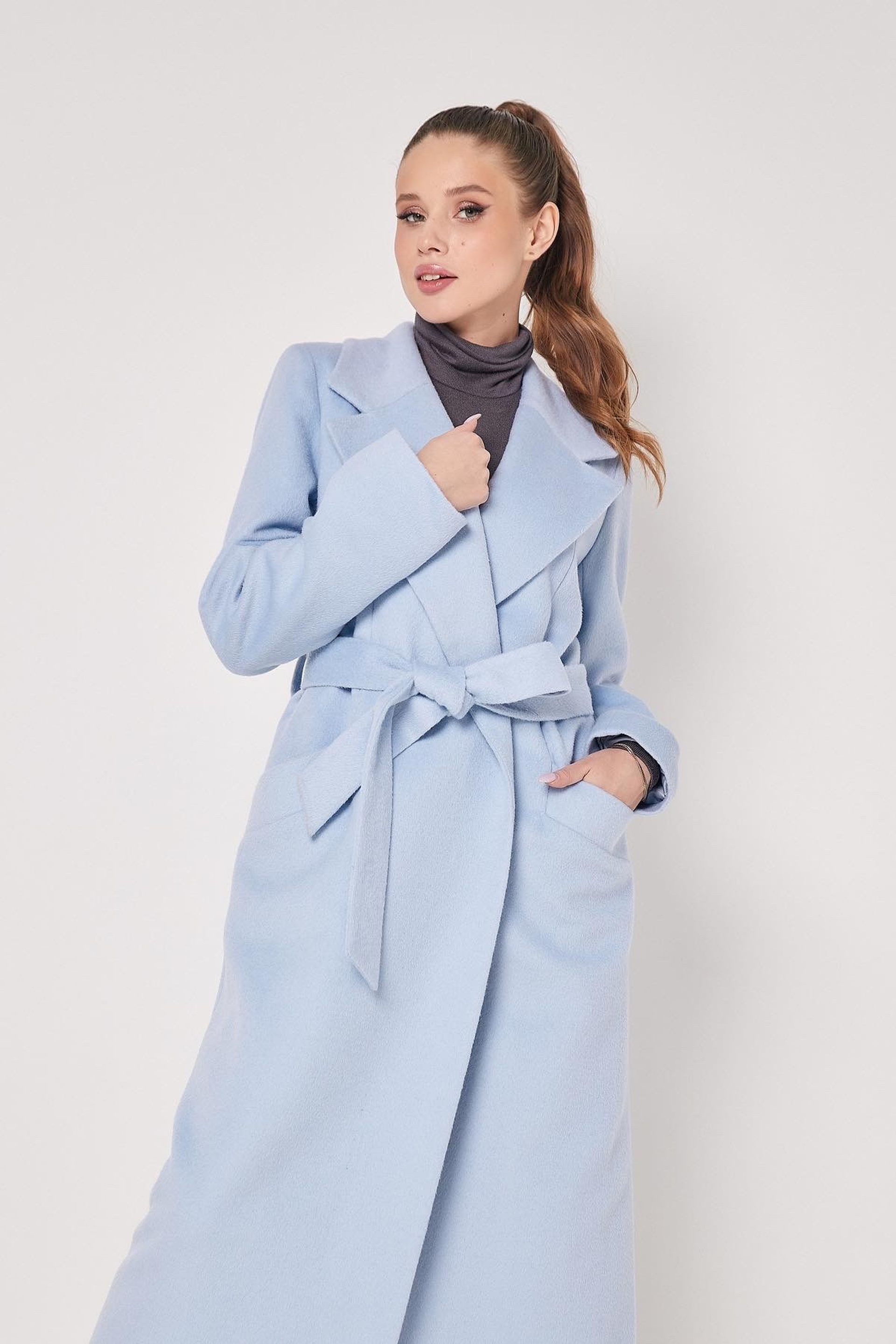 Модель для съемки фото для маркетплейса Эльмира Москва | Sale Easy