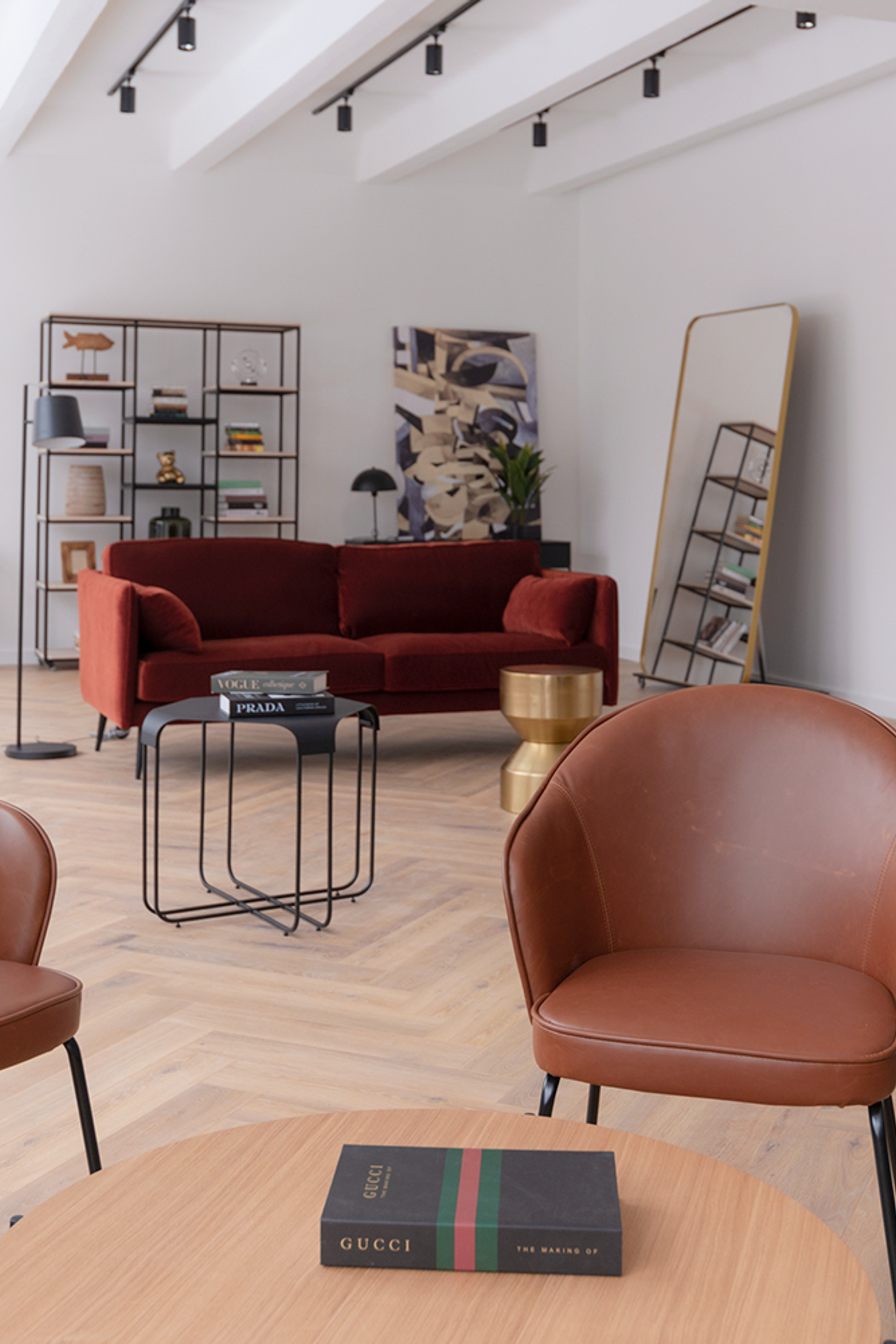 CROSS   — Room № 203