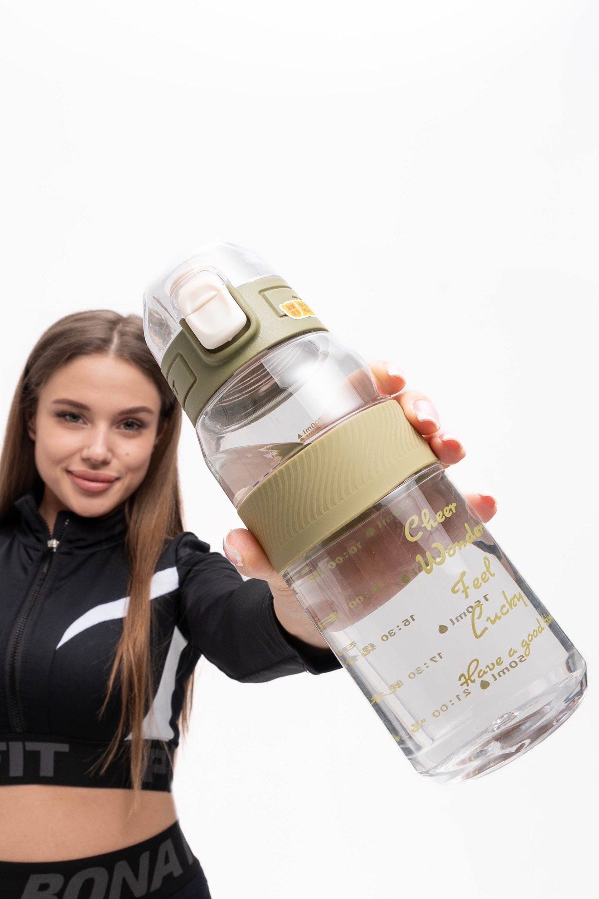 Модель для съемки фото для маркетплейса Эльмира Москва | Sale Easy