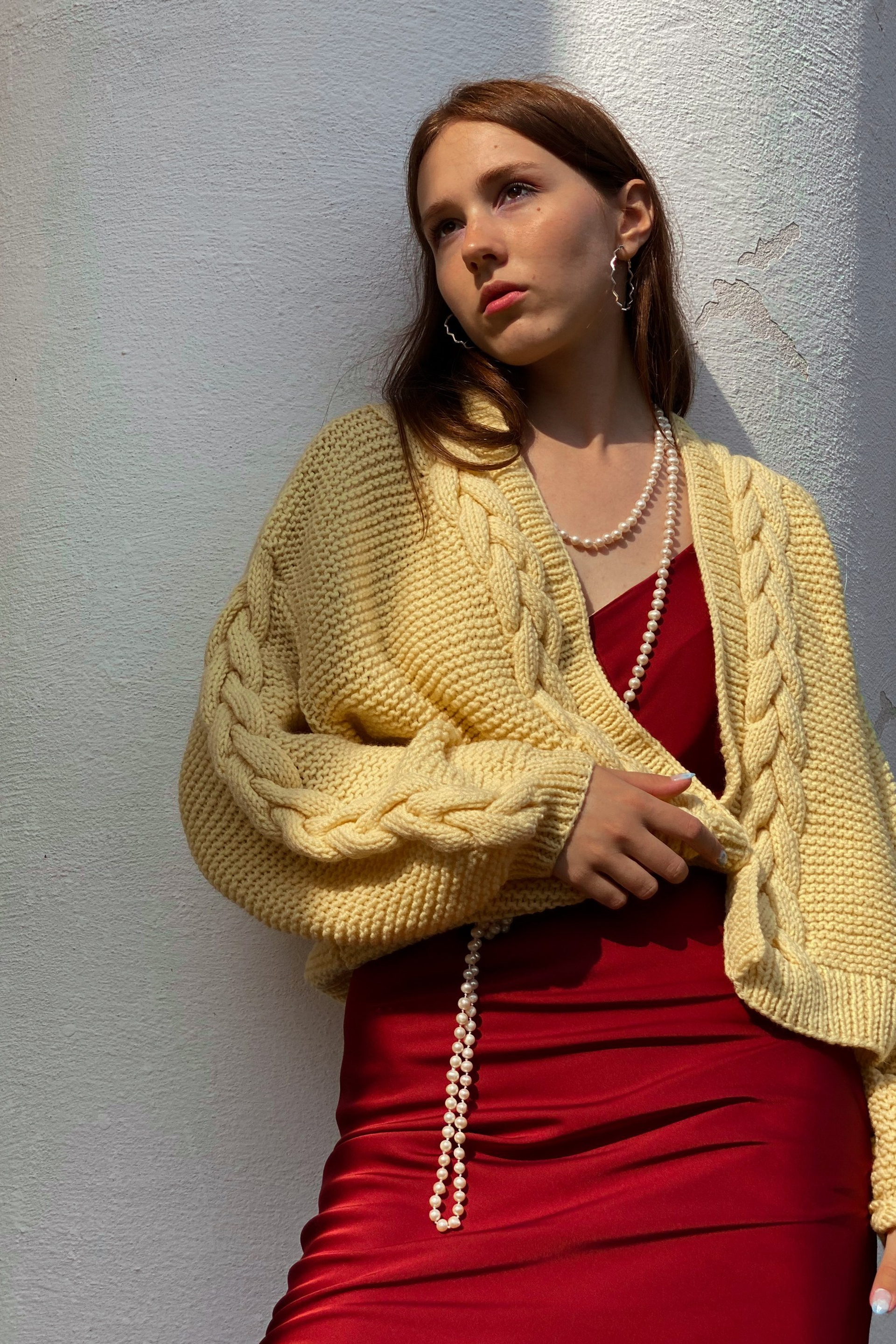 Модель для предметной съемки Елизавета О. Москва| Sale Easy