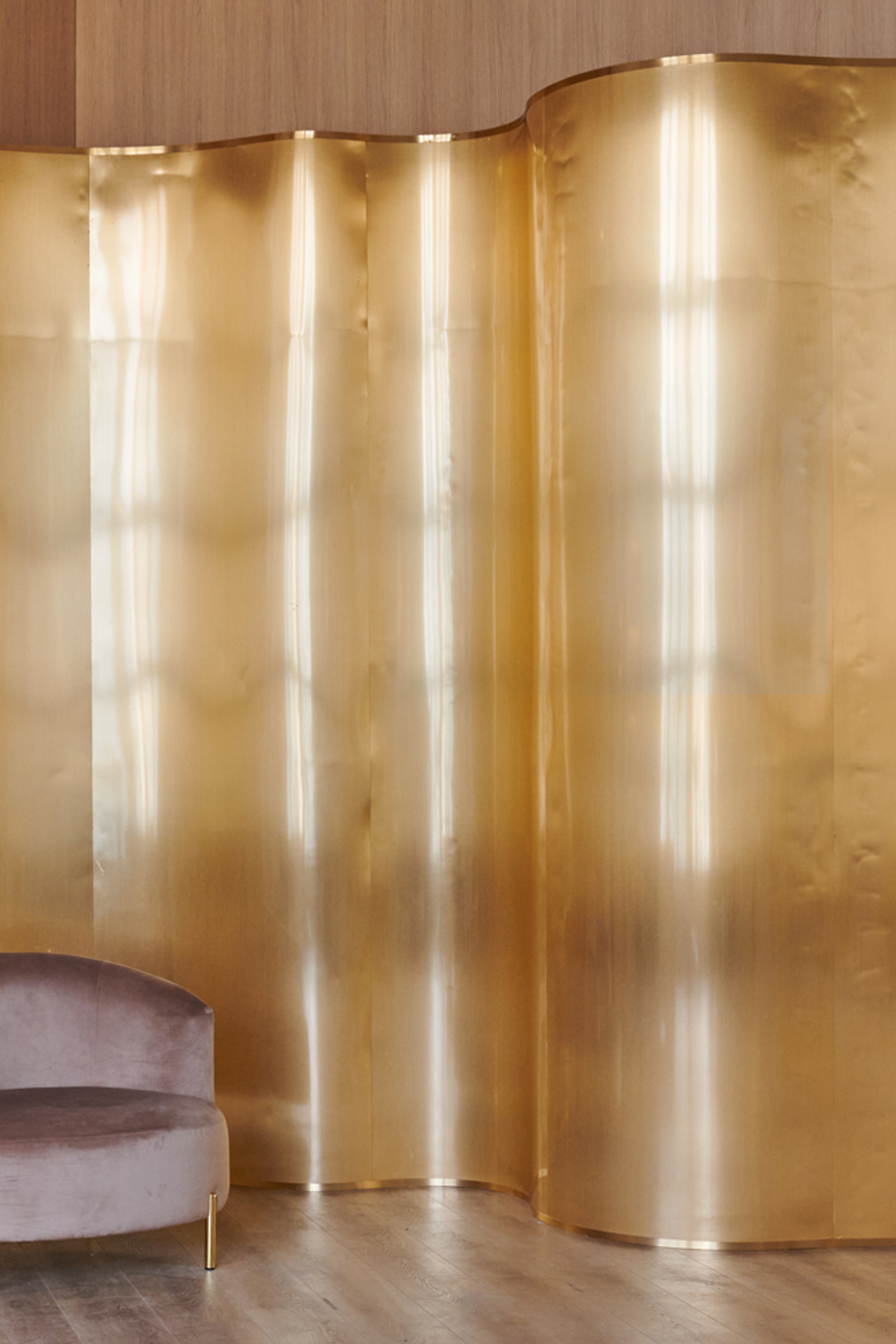 Студия для предметной съемки CROSS — Феникс Москва | Sale Easy