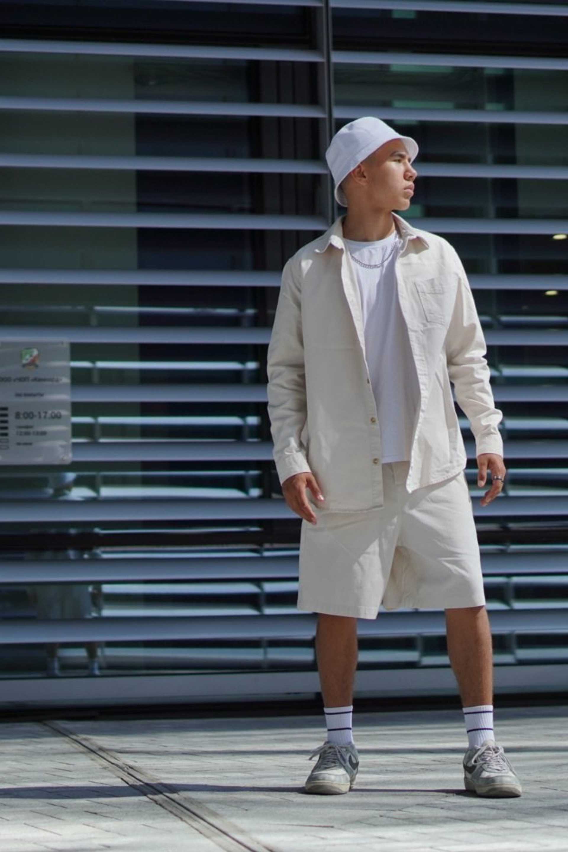 Модель для предметной съемки Булат Казань| Sale Easy