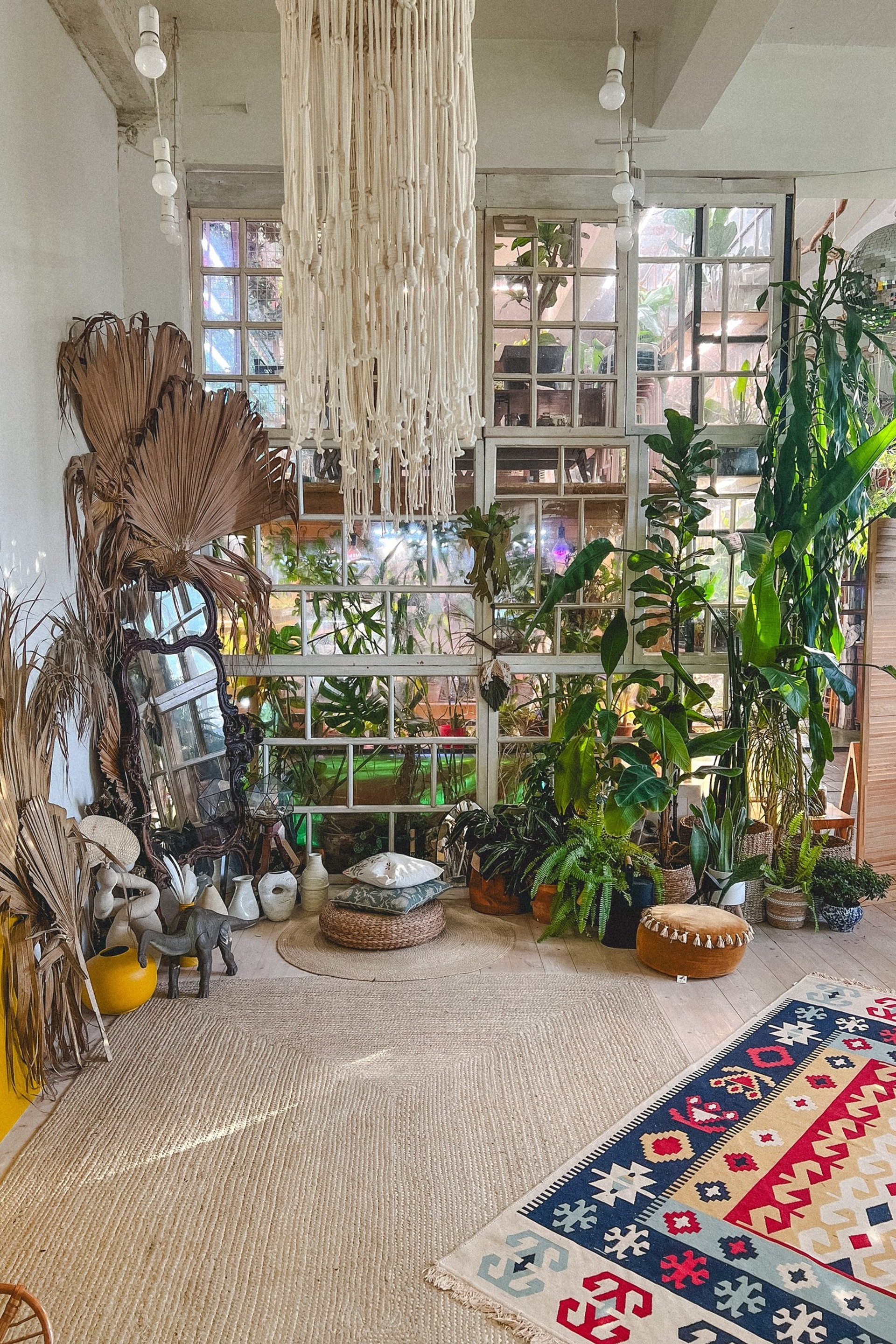 Студия TROPICAL SPACE PRO 2 для предм. съемки С.-Пб|Sale Easy