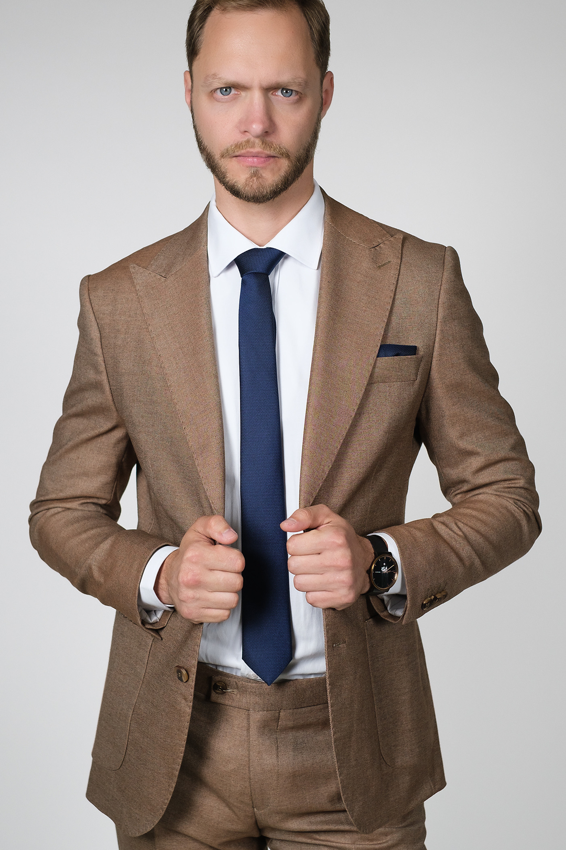 Модель для предметной съемки Александр Д С-Петербург | Sale Easy