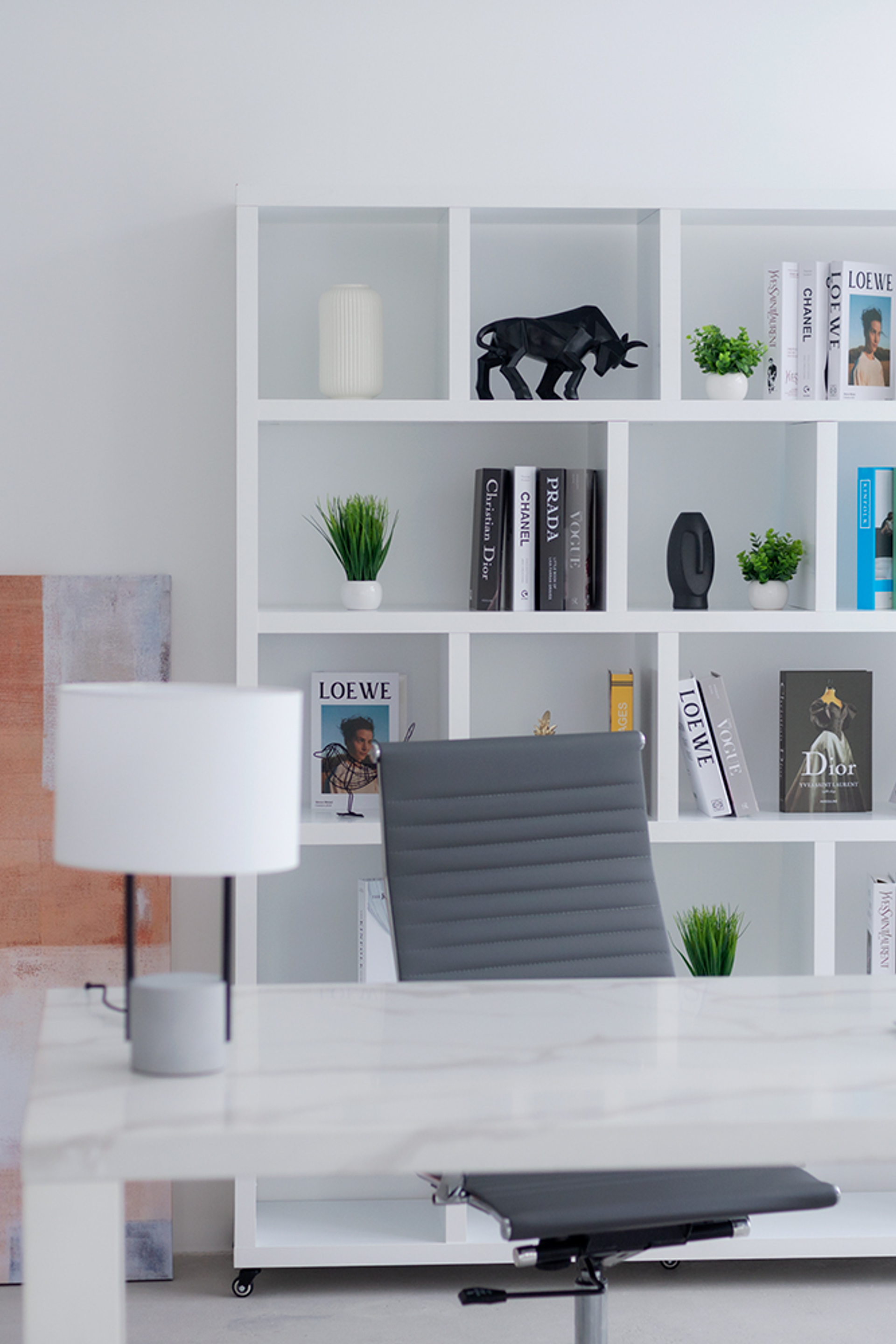 CROSS  — Room № 206