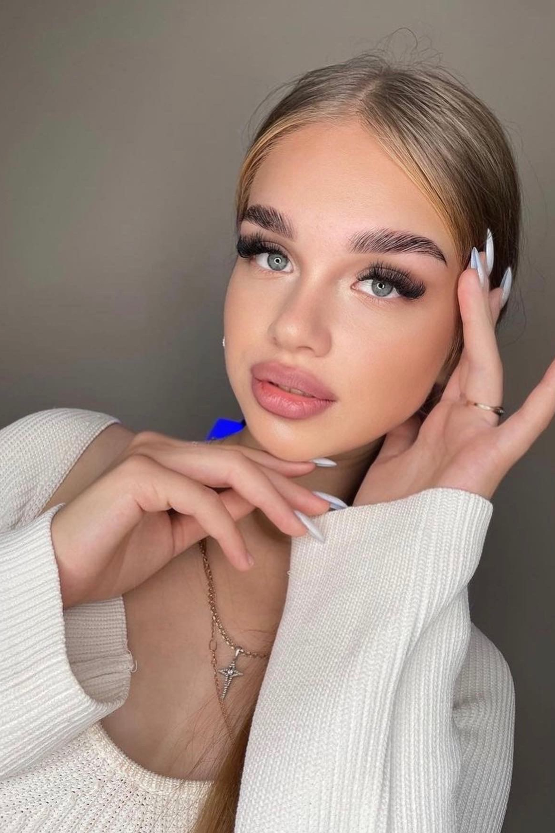 Модель для съемки для интернет магазинов Полина М.Н.Новгород|Sale Easy