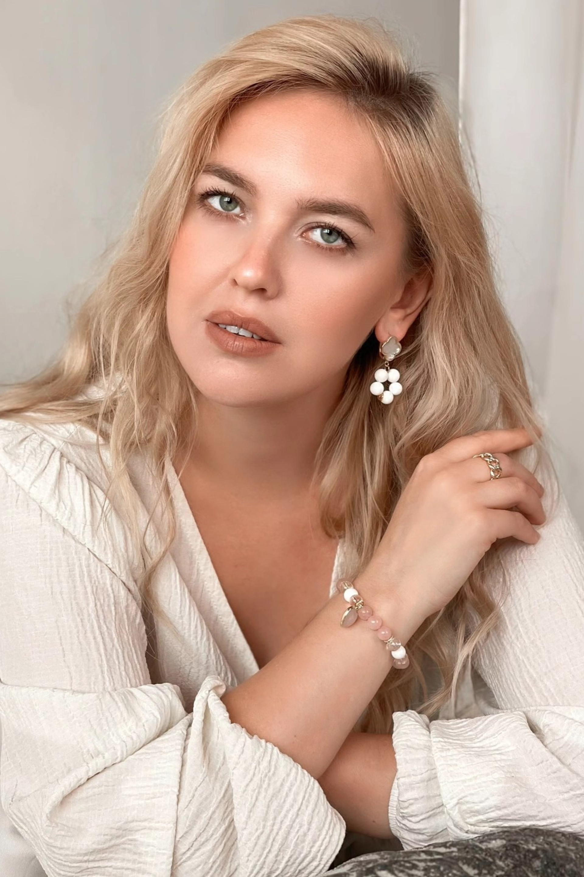 Модель для предметной съемки Эльза А. Казань| Sale Easy