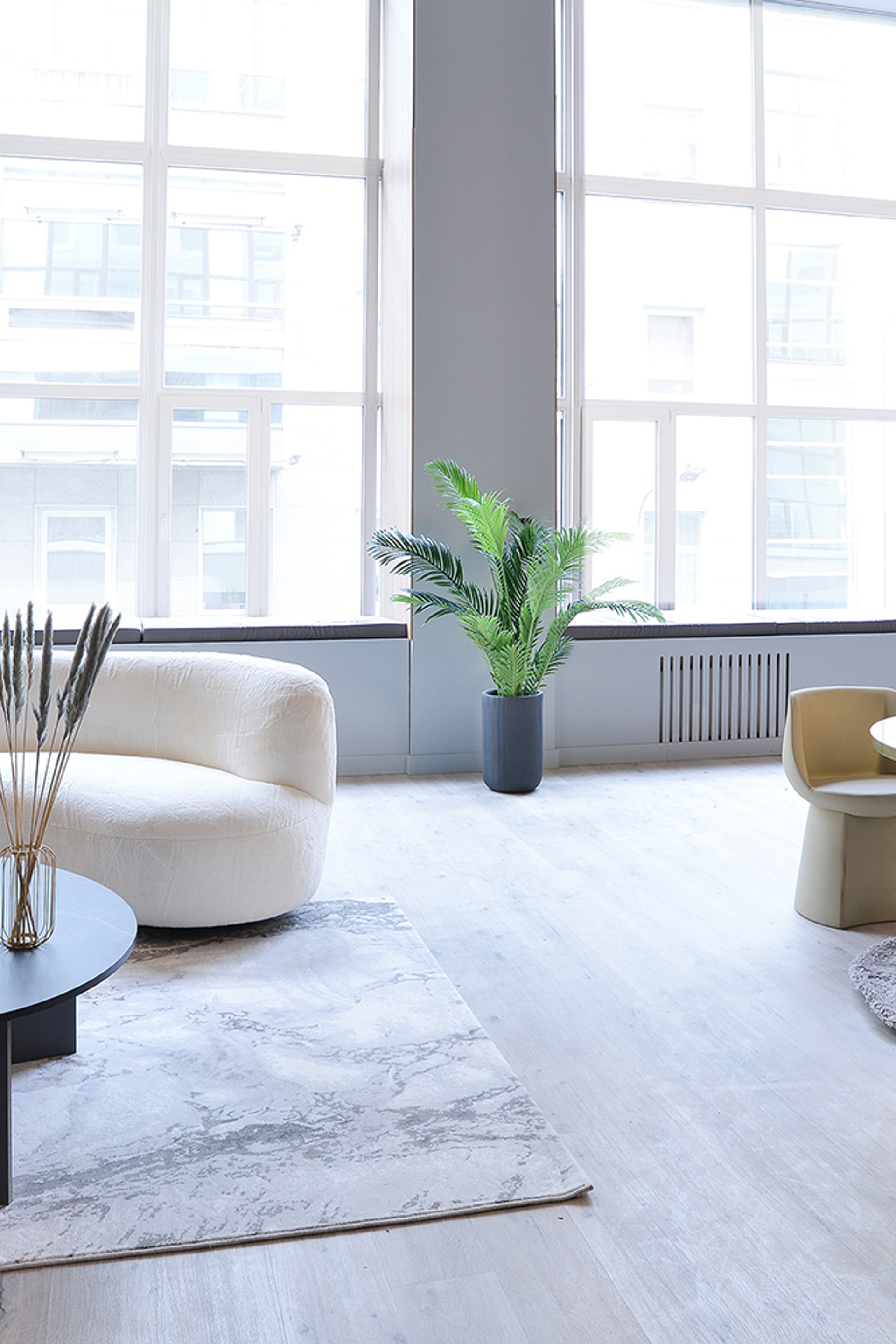 Студия CROSS — Зал Sunday для предметной съемки Москва|Sale Easy