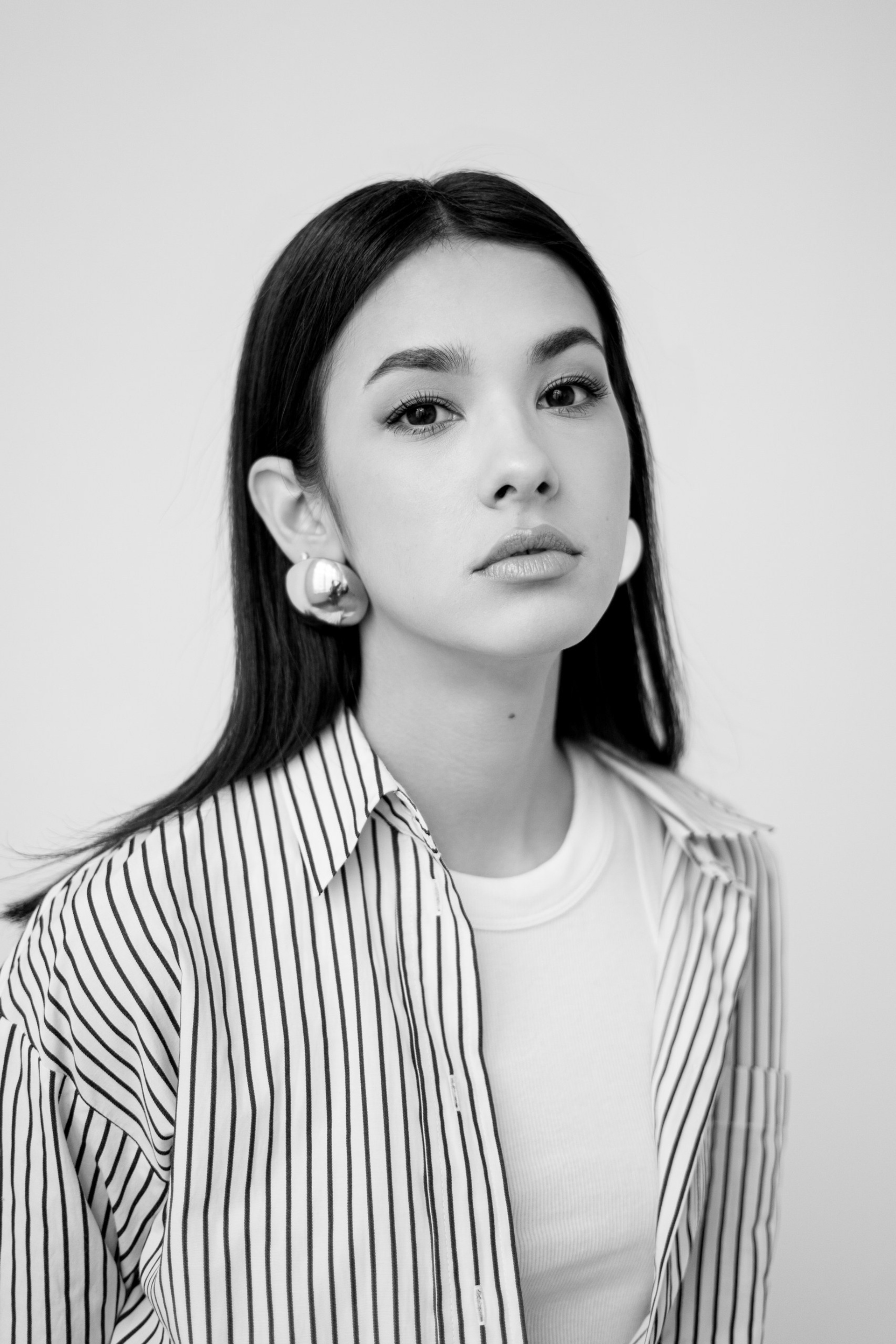 Модель для предметной съемки Виктория П. С.-Пб| Sale Easy