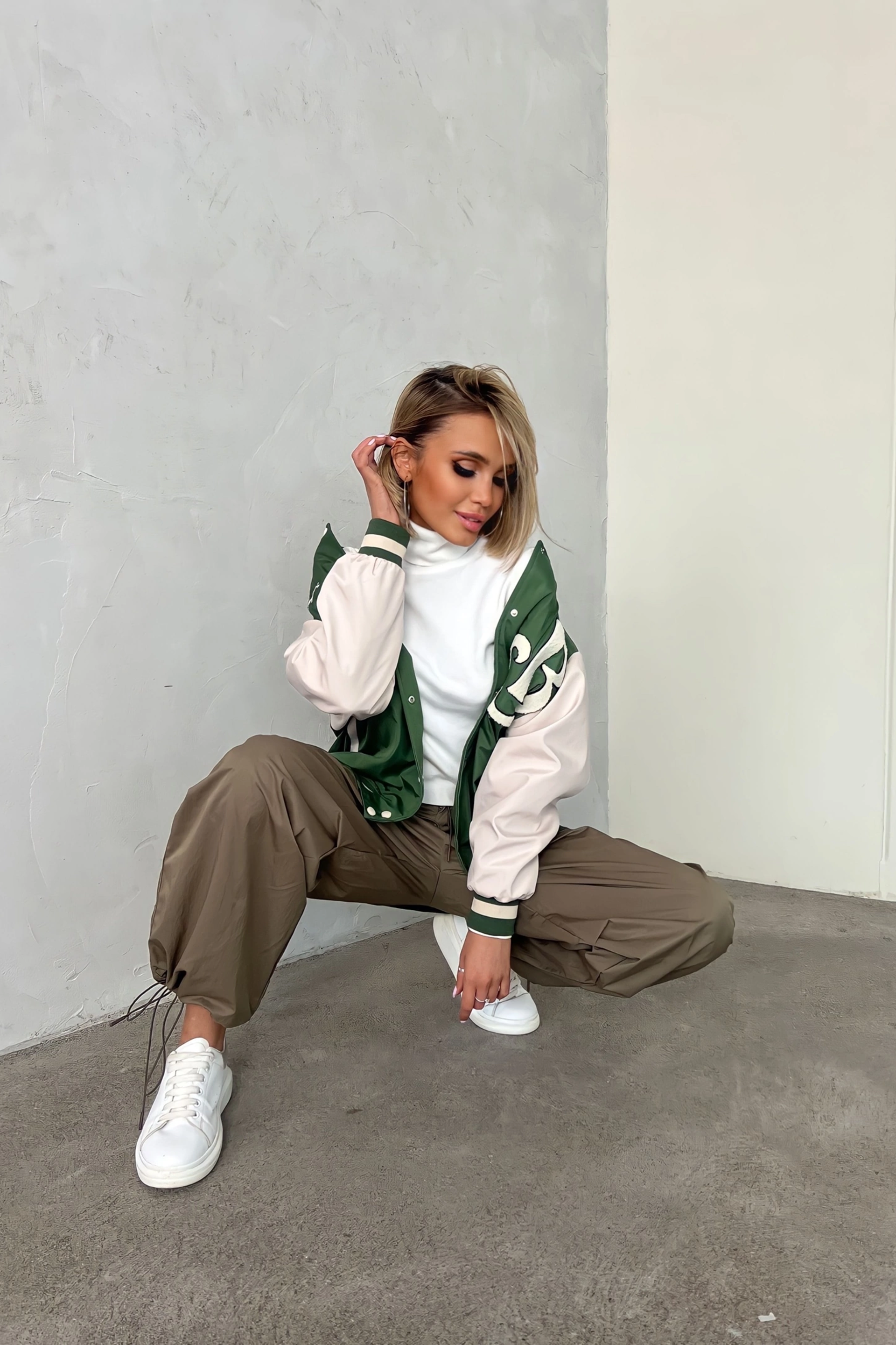 Модель для предметной съемки Милана Б. Казань| Sale Easy