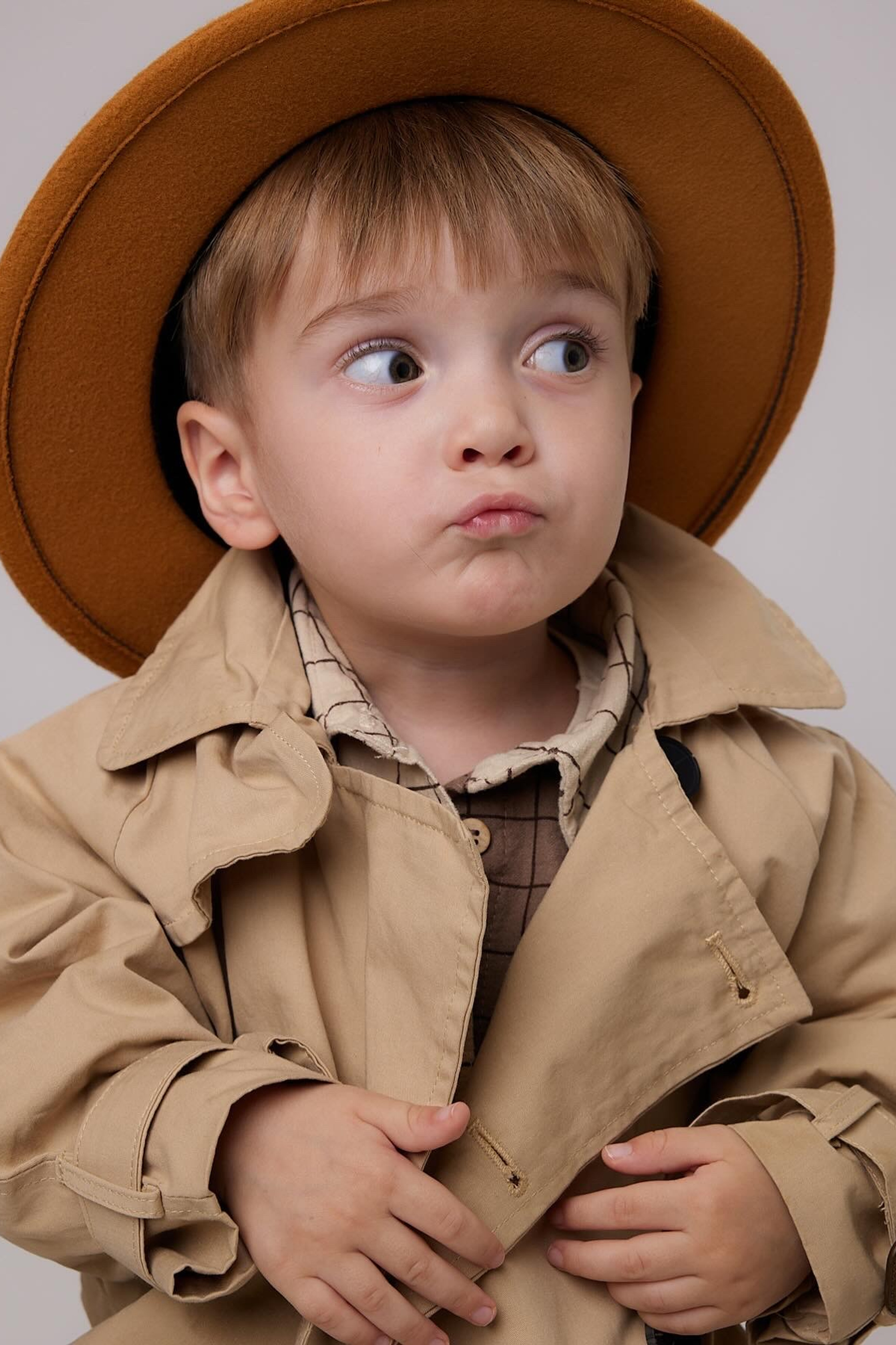 Модель для предметной съемки мальчик Радэль Казань| Sale Easy