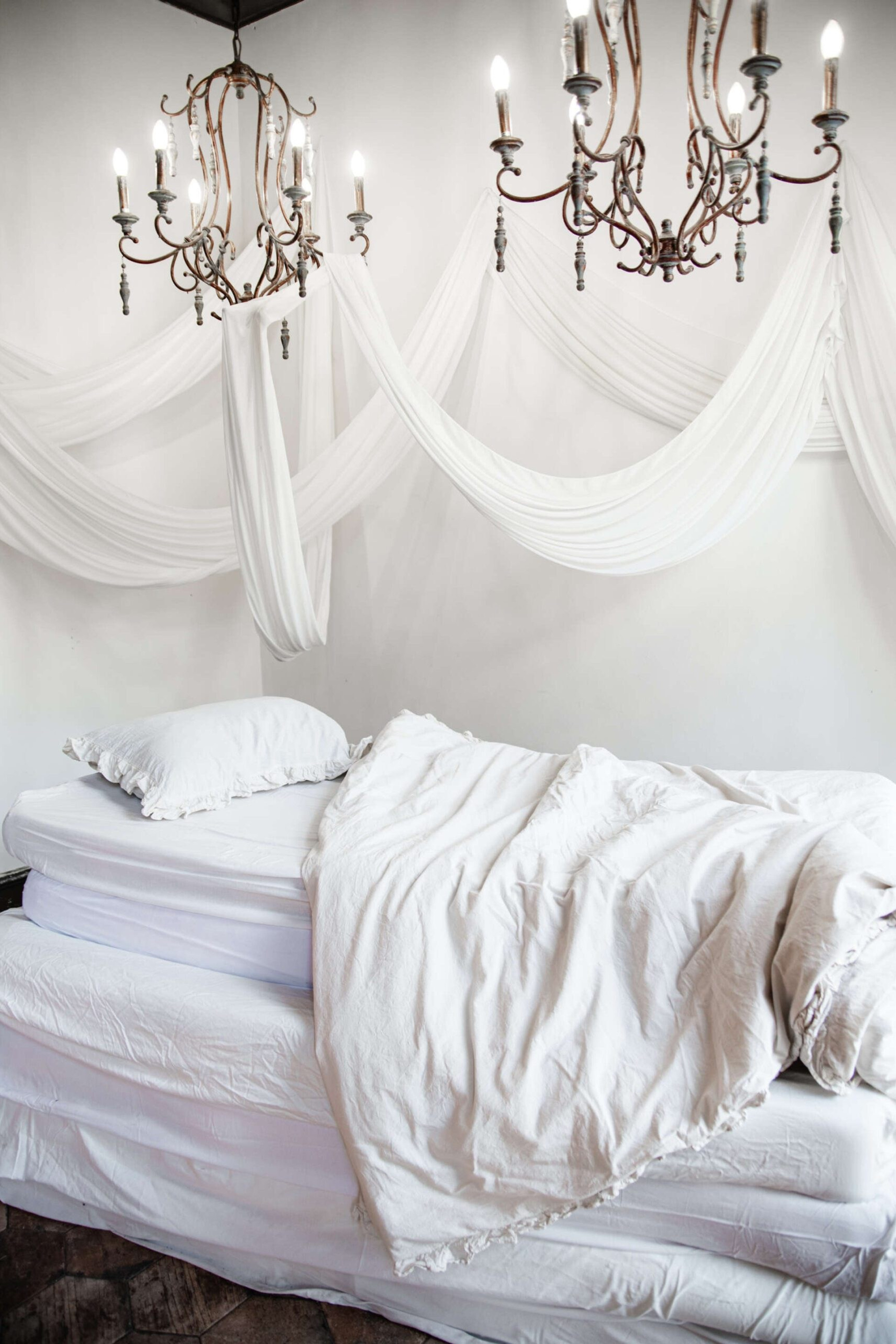 Студия LEONA — зал ITALY для предм. съемки С.-Пб|Sale Easy