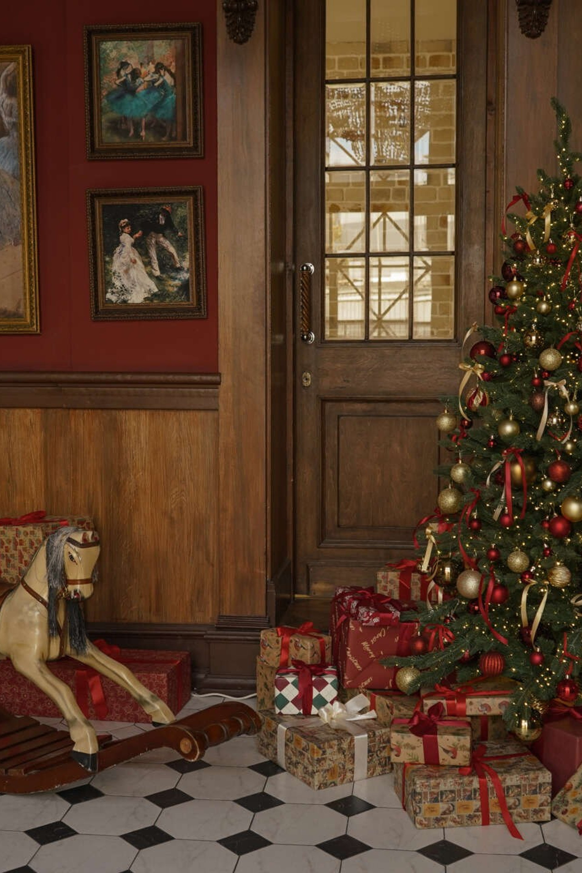 Студия LEONA — зал Галерея для предм. съемки С.-Пб|Sale Easy