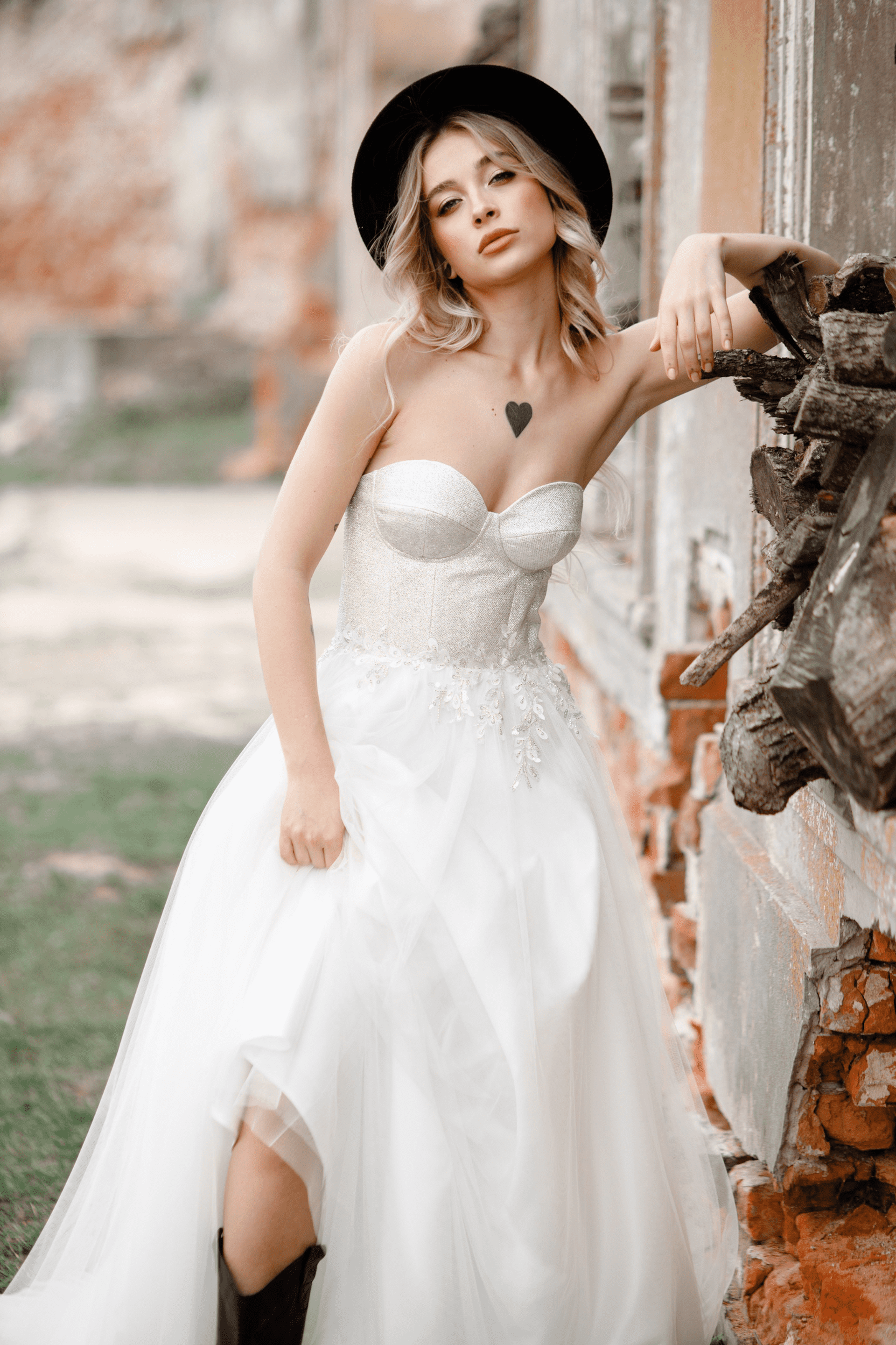 Модель для предметной съемки Александра Д. Н.Н.| Sale Easy