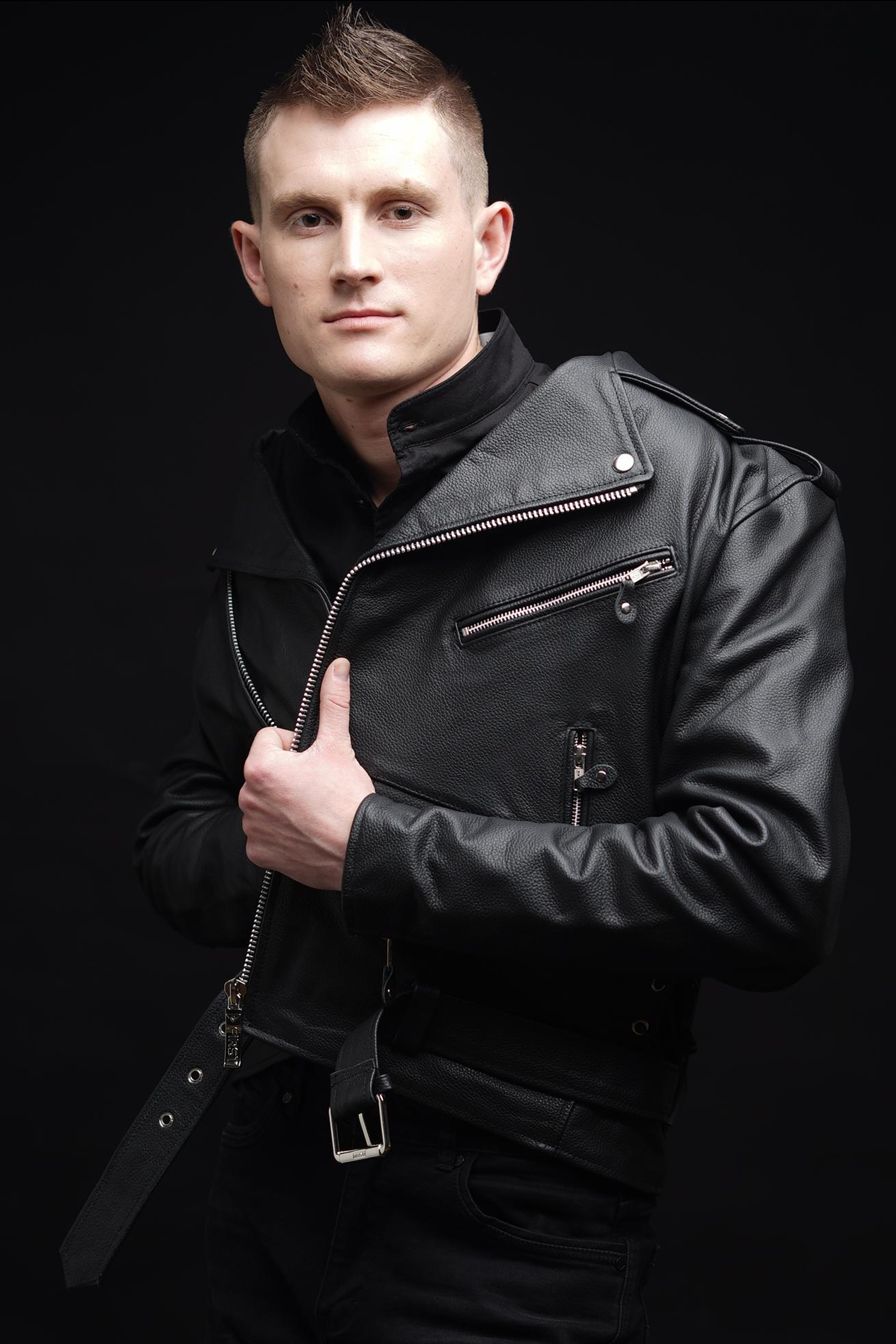 Модель для предметной съемки Александр Г.Москва | Sale Easy