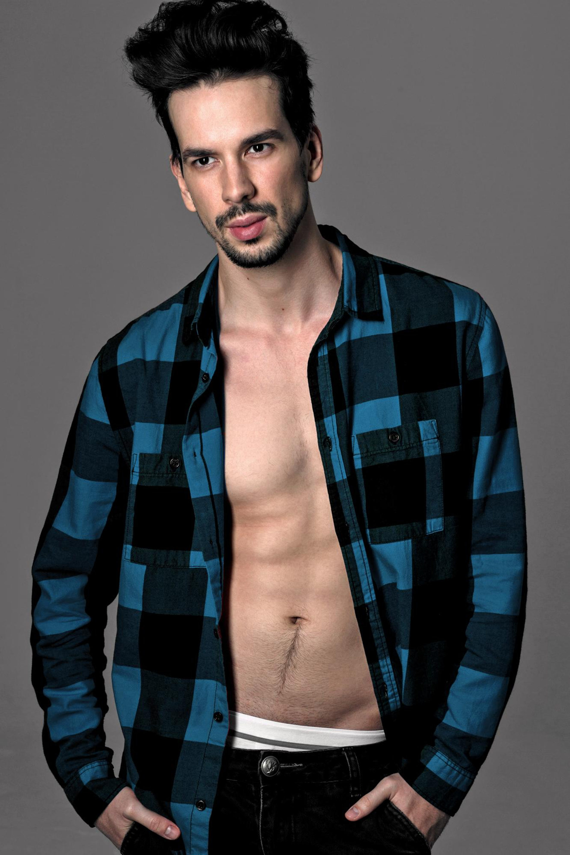 Модель для предметной съемки Фил Москва | Sale Easy