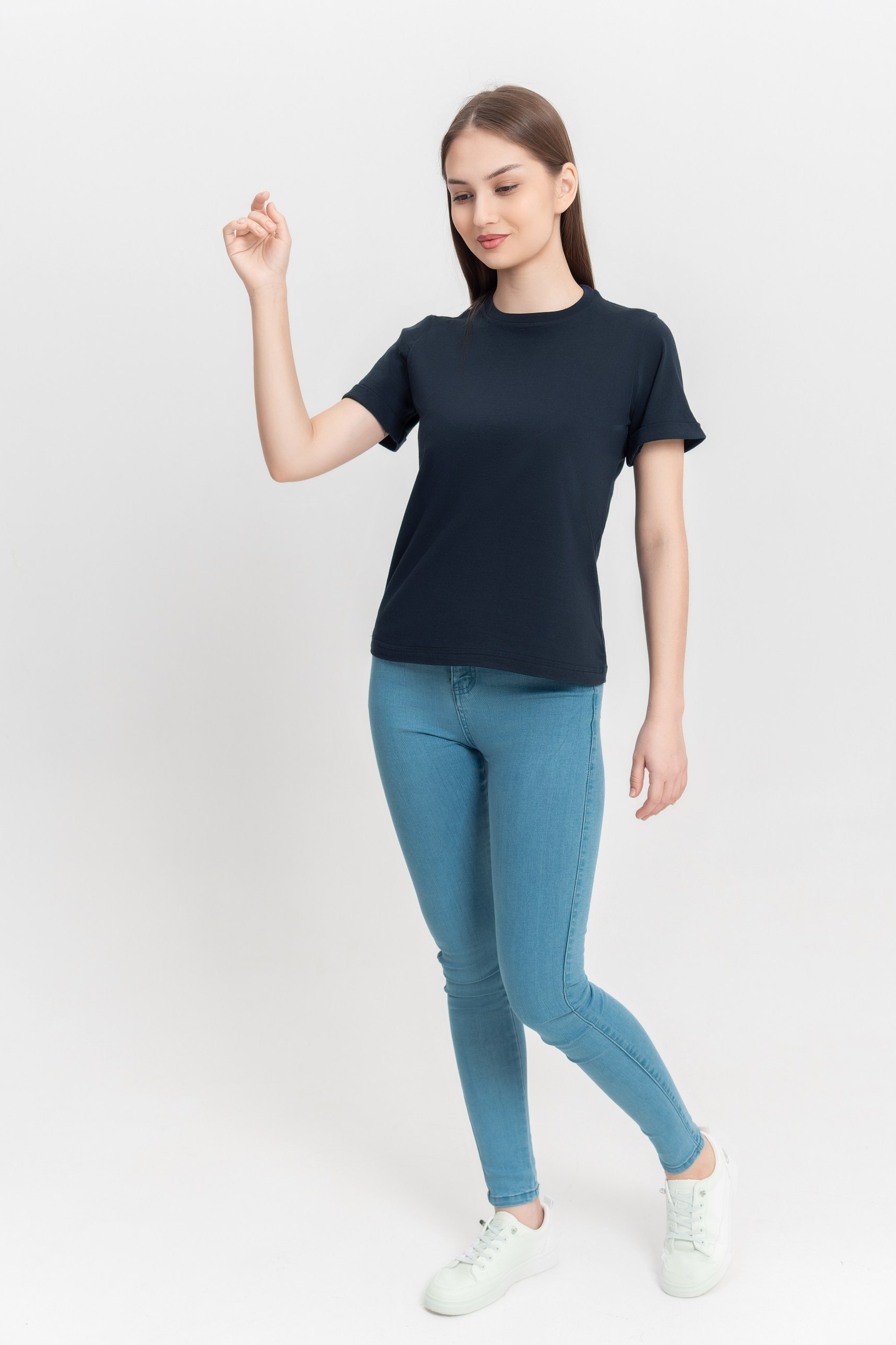 Модель для предметной съемки Салима Москва| Sale Easy