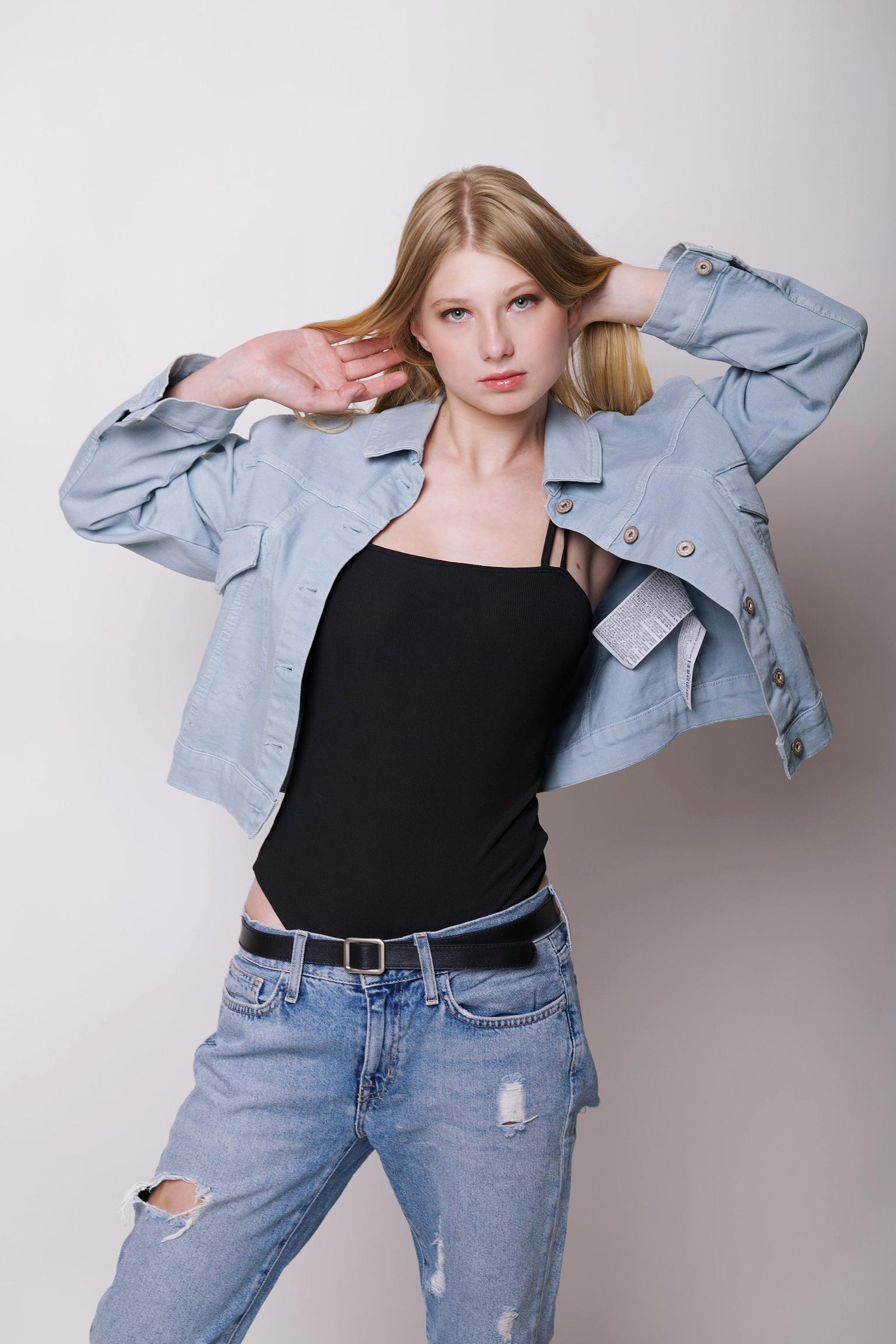 Модель для предметной съемки Tati А.Москва| Sale Easy