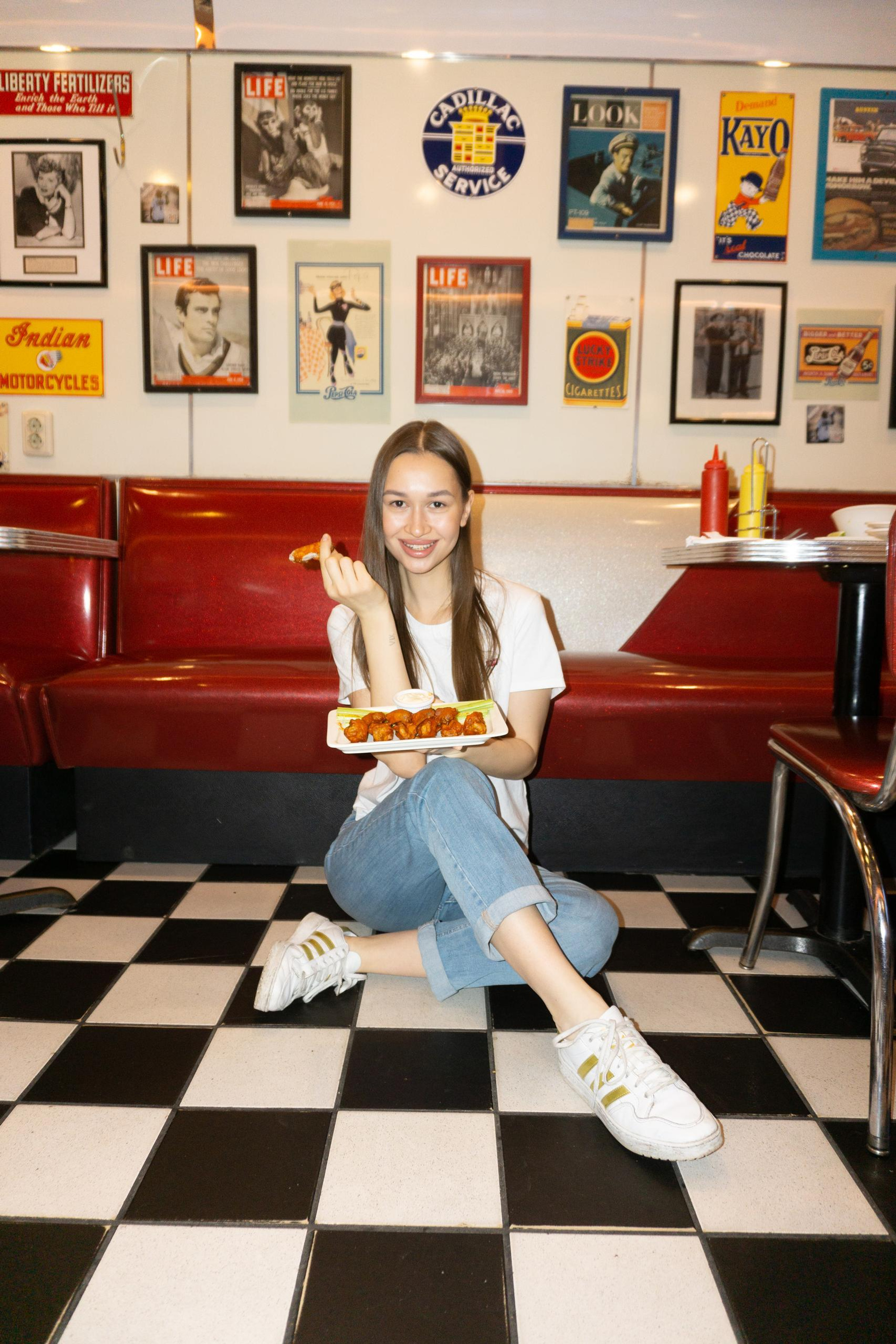 Модель для предметной съемки Мария А.А. Москва| Sale Easy