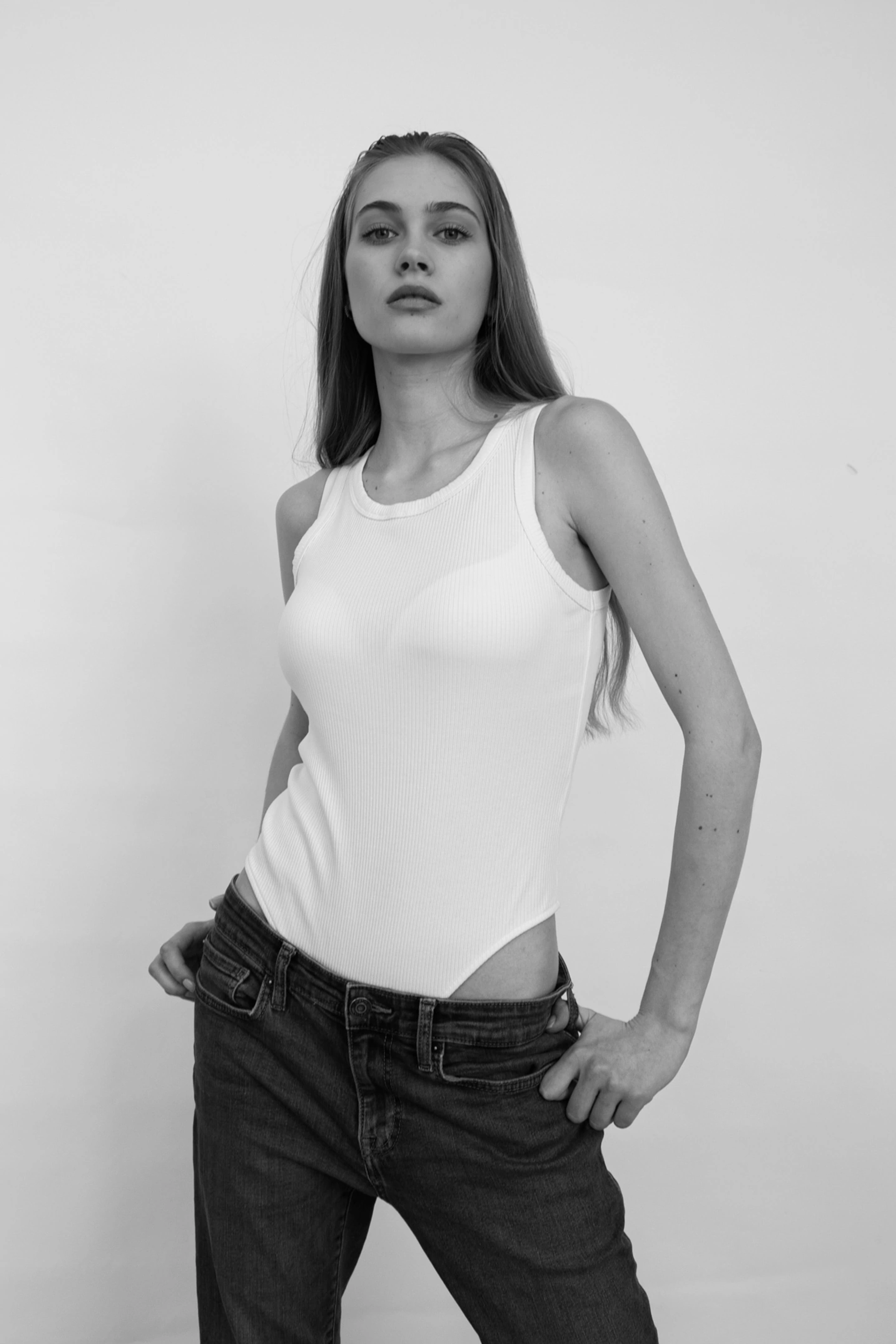 Модель для съемки фото для маркетплейса Полина Ж Н.Новгород |Sale Easy